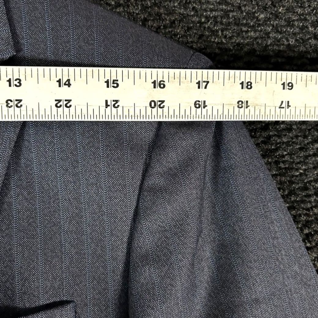 Brooks Brothers Brooks Brothers 1818 Milano Sport Coat Blazer Navy Blue Pinstripe 38R Wool Men’s Coat Mens Blazer 2-Button Size 38R - 5 Thumbnail