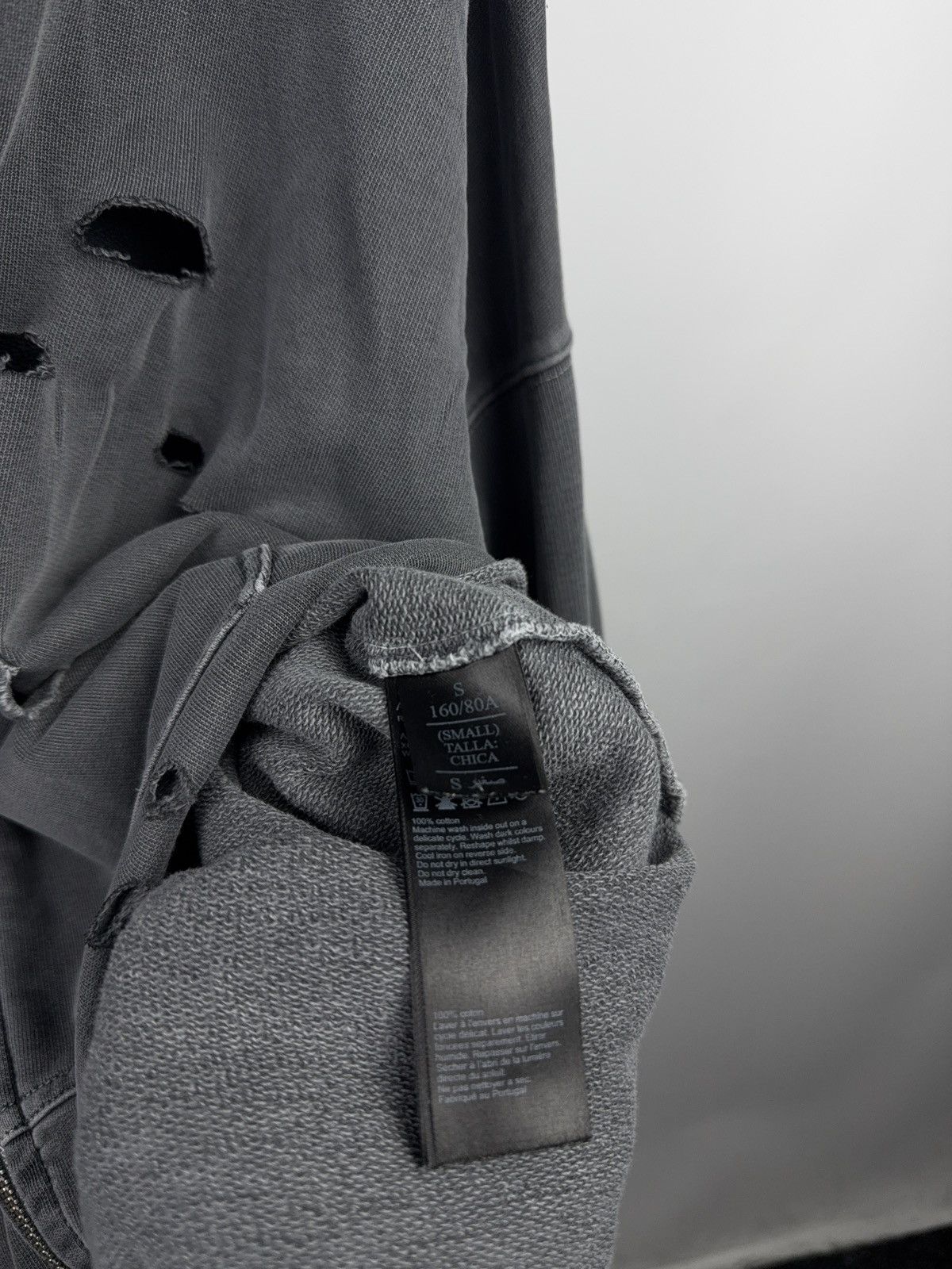 Allsaints 00s AllSaints Distressed Oversized Zip Hoodie Washed Grey Size S / US 4 / IT 40 - 9 Thumbnail