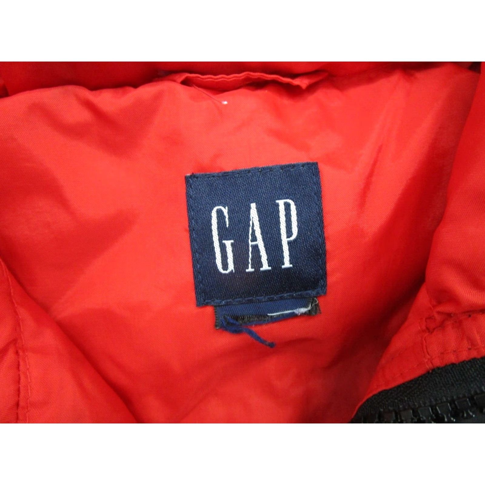Gap **Y2K Gap Black Puffer Vest Women's Winter Full Zip Outdoor READ** User: **Y2K Gap Black Puffer Vest Women's Winter Full Zip Outdoor READ** Size S / US 4 / IT 40 - 2 Thumbnail