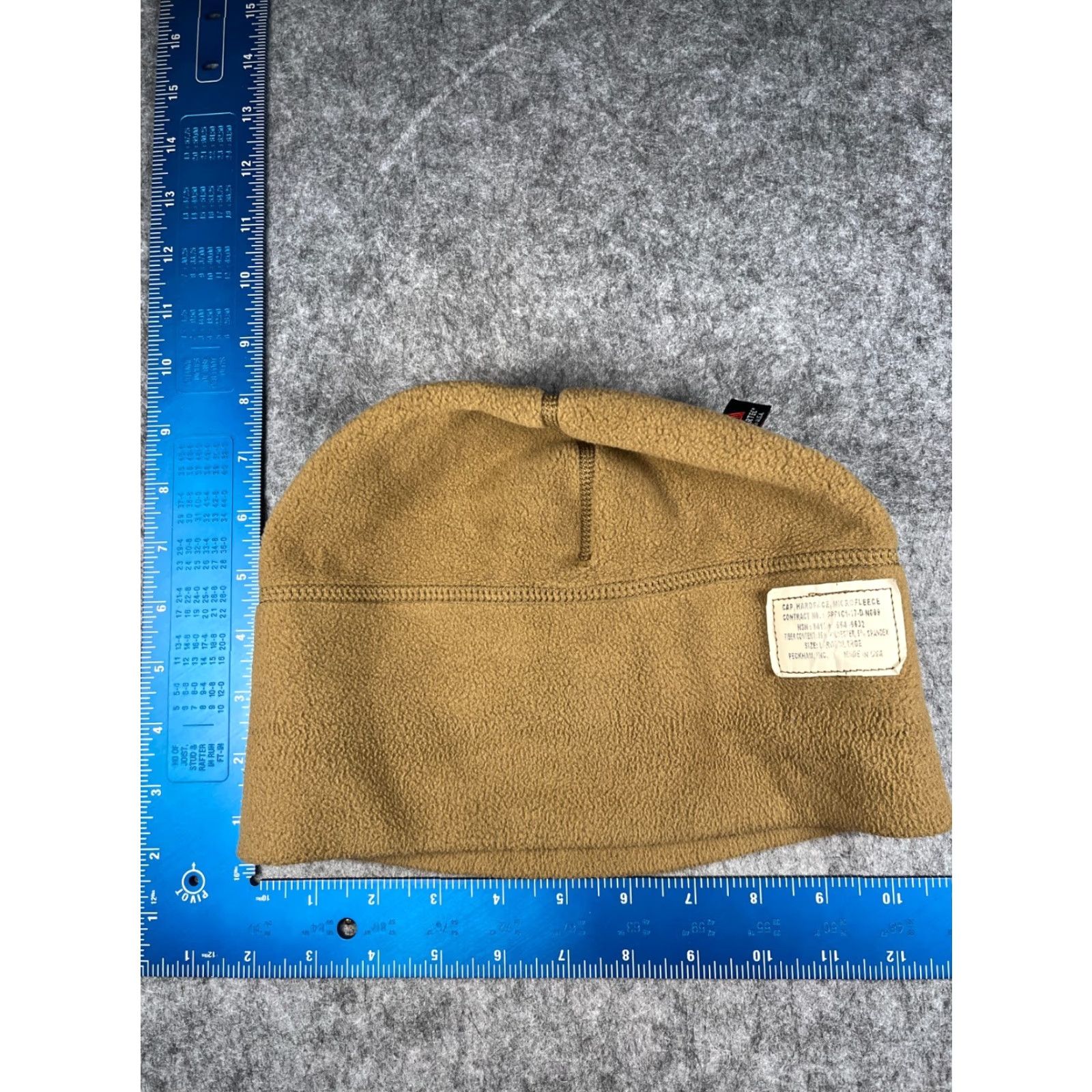Vintage Peckham Beanie Toque Hat Adult One Size Beige Unisex Accessories Winter Fall Spring Ski Outdoor Beanie Mens Womens Boys Girls Size US M / EU 48-50 / 2 - 5 Thumbnail