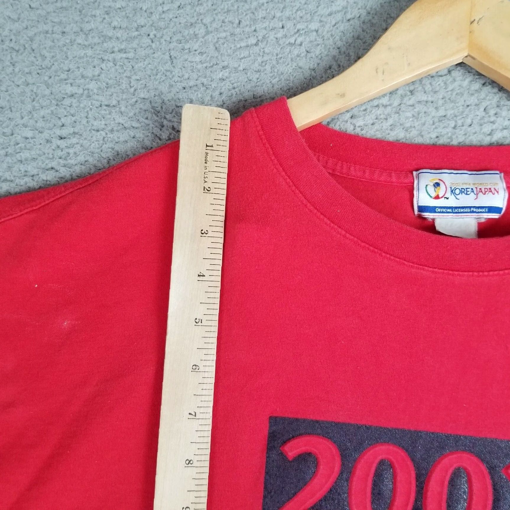 Vintage VINTAGE 2002 FIFA World Cup Soccer T-Shirt XL Red Adult Mens Shirt - Official Korea Japan 2002 - Sports Tee Size US XL / EU 56 / 4 - 4 Thumbnail
