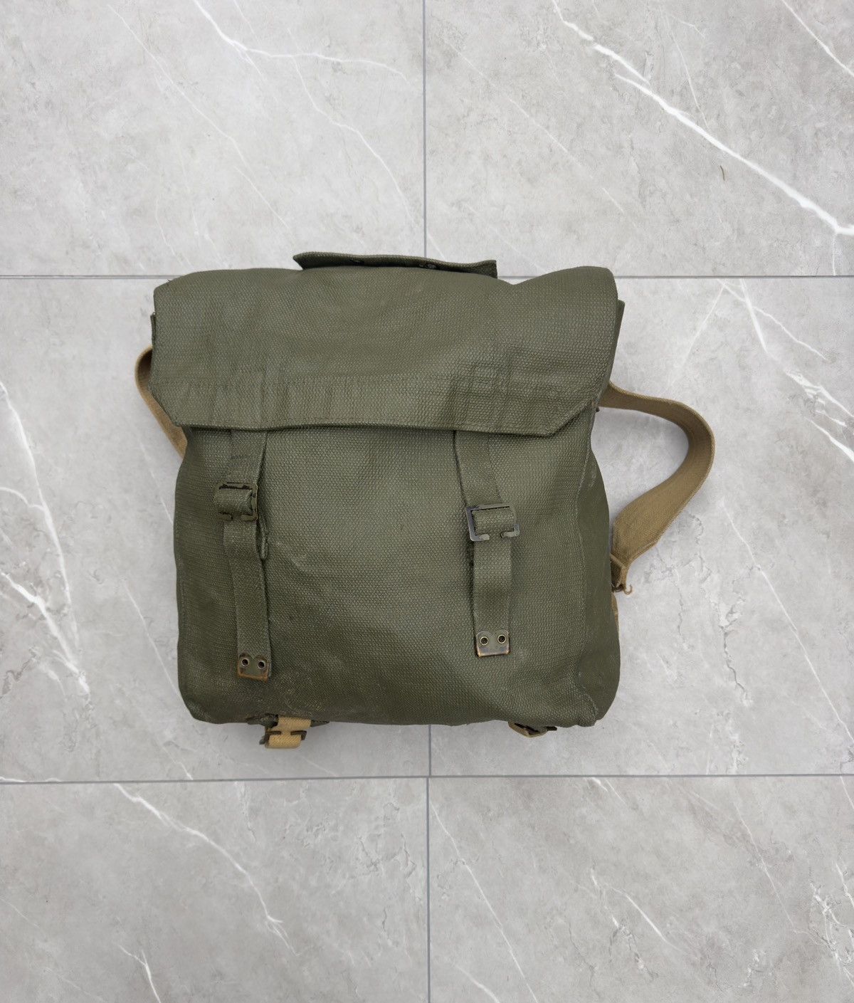 image of Bag x Military Authentic Vintage Ww2 Military Backpack in Army, Men's