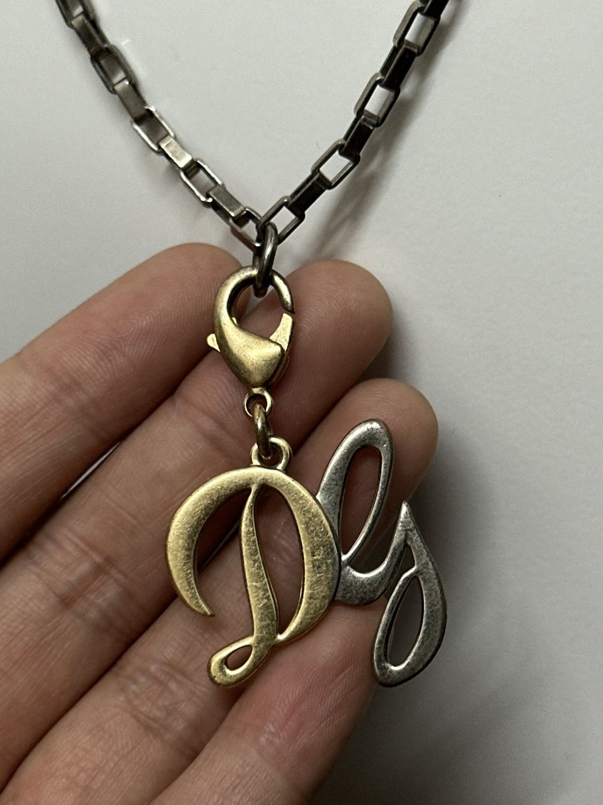 Dolce & Gabbana Vintage Dolce & Gabbana D&G 2 Way Leather Logo Necklace Size ONE SIZE - 8 Thumbnail