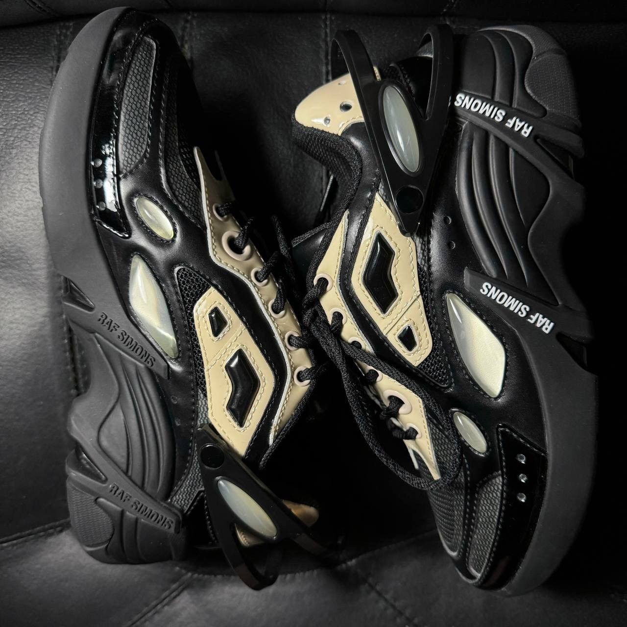 Raf Simons 36 Raf Simons cylon 21 Black Cream Size US 6 / IT 36 - 5 Thumbnail