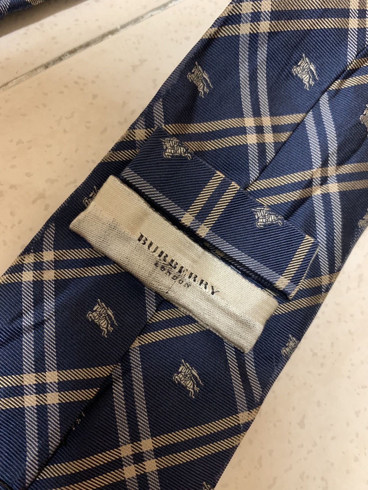 Burberry 2 burberry tie Size ONE SIZE - 11 Thumbnail