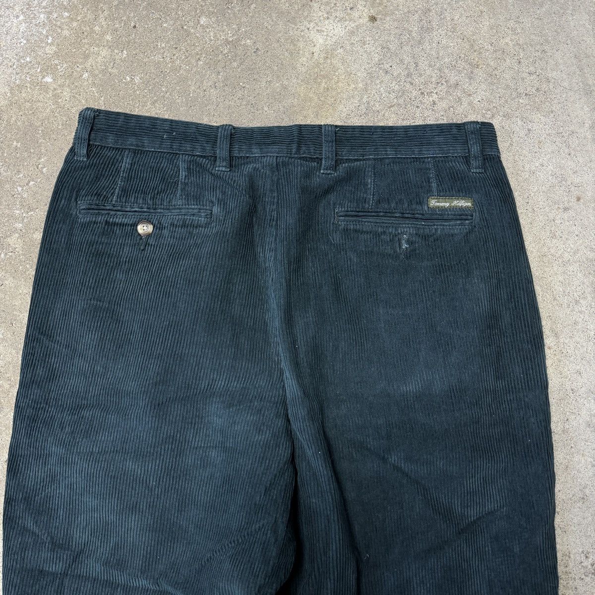 Vintage Tommy Hilfiger Corduroy Baggy Pants ERD Grunge Skater Size US 33 - 5 Thumbnail