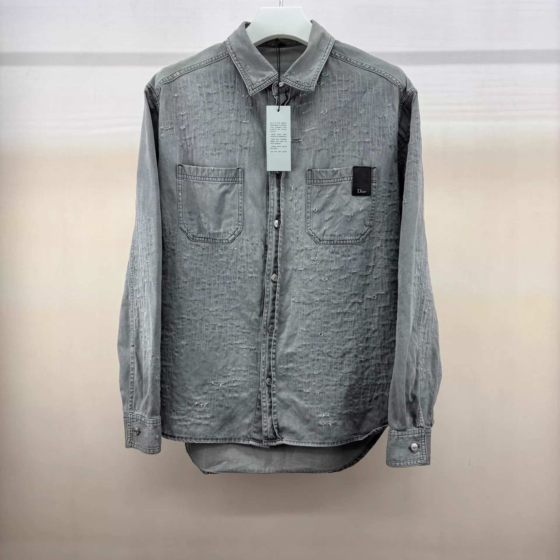 Dior Dior gray distressed leather logo shacket 40 M Size US M / EU 48-50 / 2 - 1 Thumbnail