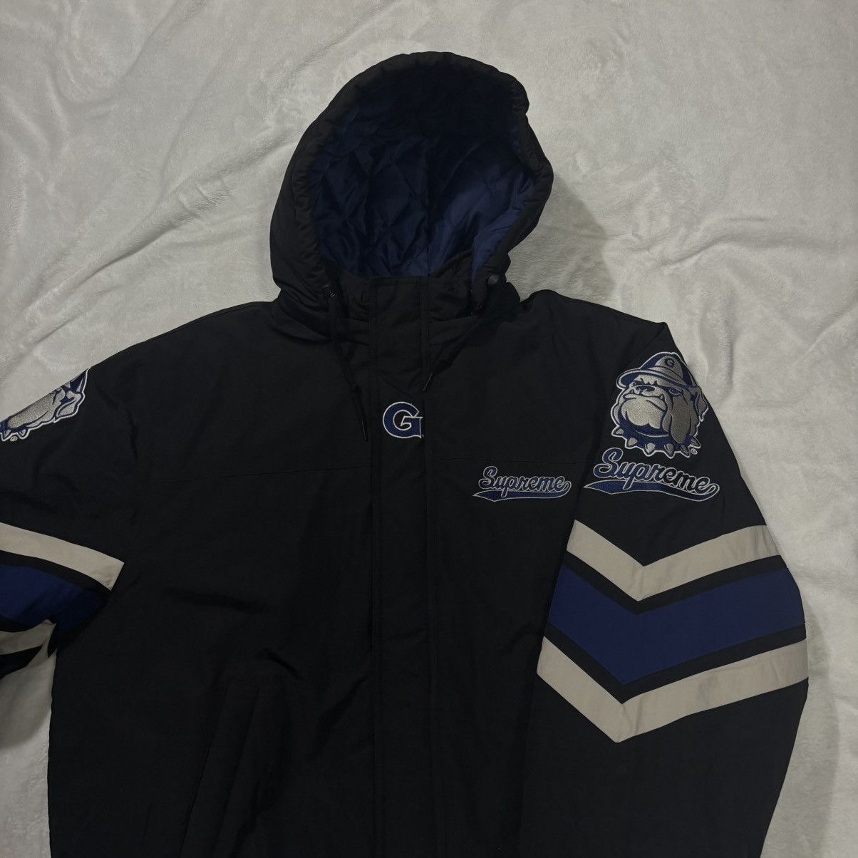 Supreme Supreme Mitchell & Ness NCAA Stadium Jacket Black Large FW24 Size US L / EU 52-54 / 3 - 3 Thumbnail