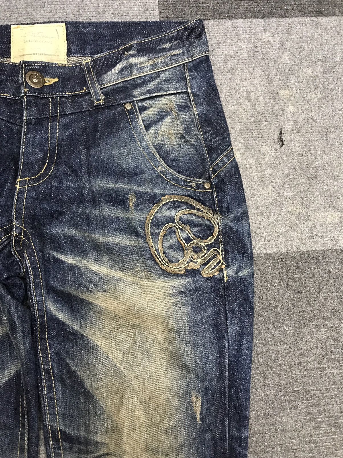 Seditionaries 💥VERYRARE💥LOLITA SKULL SHORT MUDWASH DISTRESSED DENIM F455 Size US 33 - 3 Thumbnail