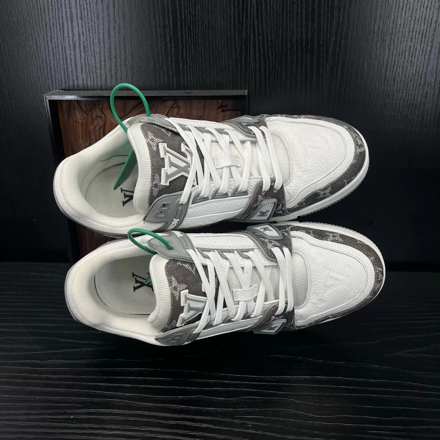 Louis Vuitton lv trainer grey & white denim 6 40 like new Size US 7 / EU 40 - 3 Thumbnail
