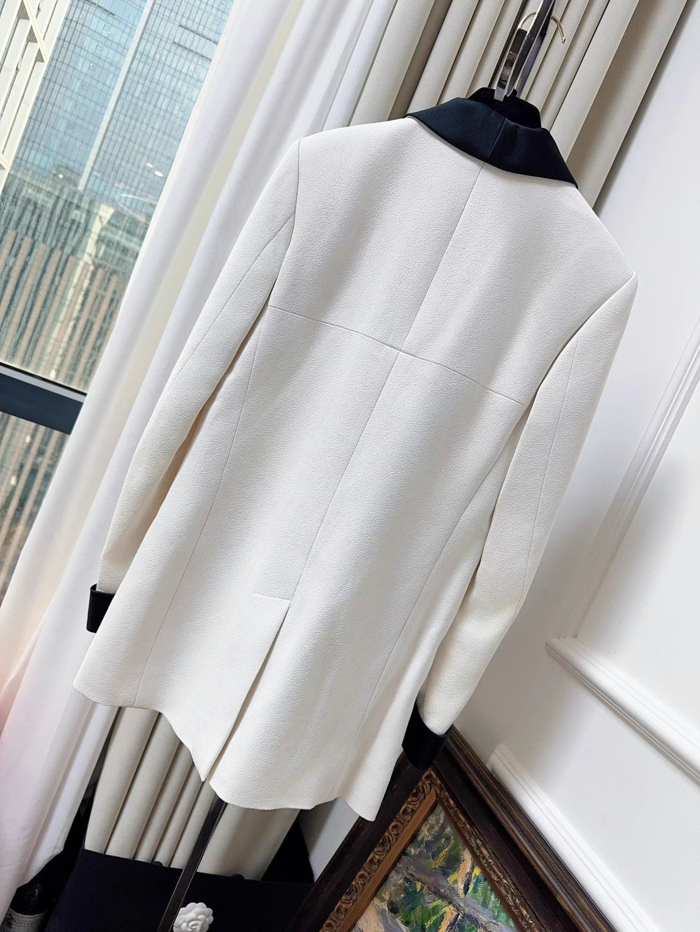 Chanel Chanel Black & White Satin Blazer 34 Size XS / US 0-2 / IT 36-38 - 2 Thumbnail