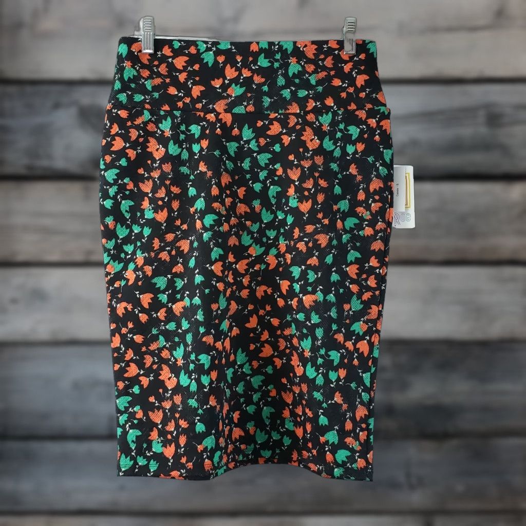 Vintage LuLaRoe Cassie Skirt Women S Black Floral Pull On Knee Length Size 28" / US 6 / IT 42 - 1 Thumbnail