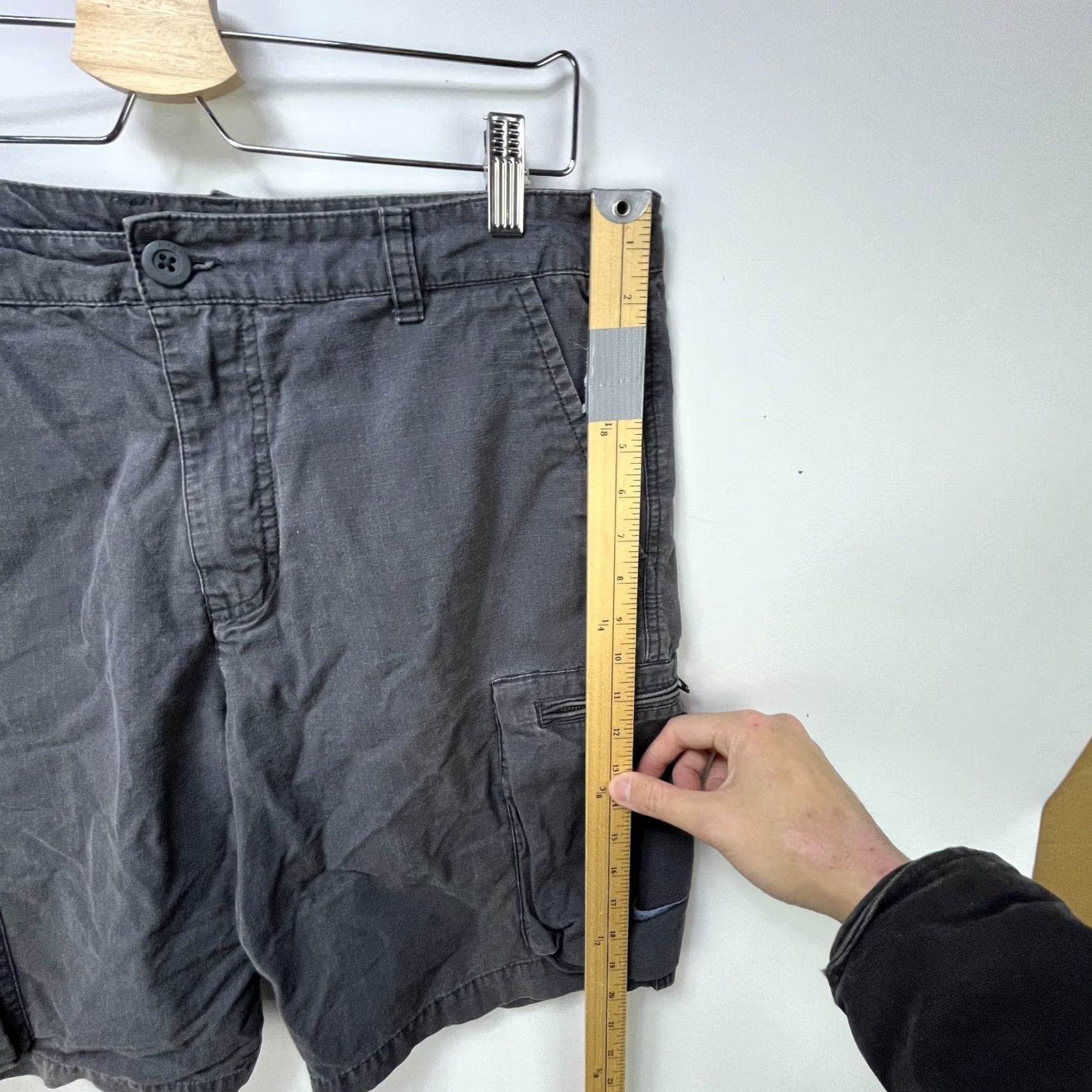Nike Vintage Nike Y2K Swoosh Shorts 34 Size US 34 / EU 50 - 6 Thumbnail