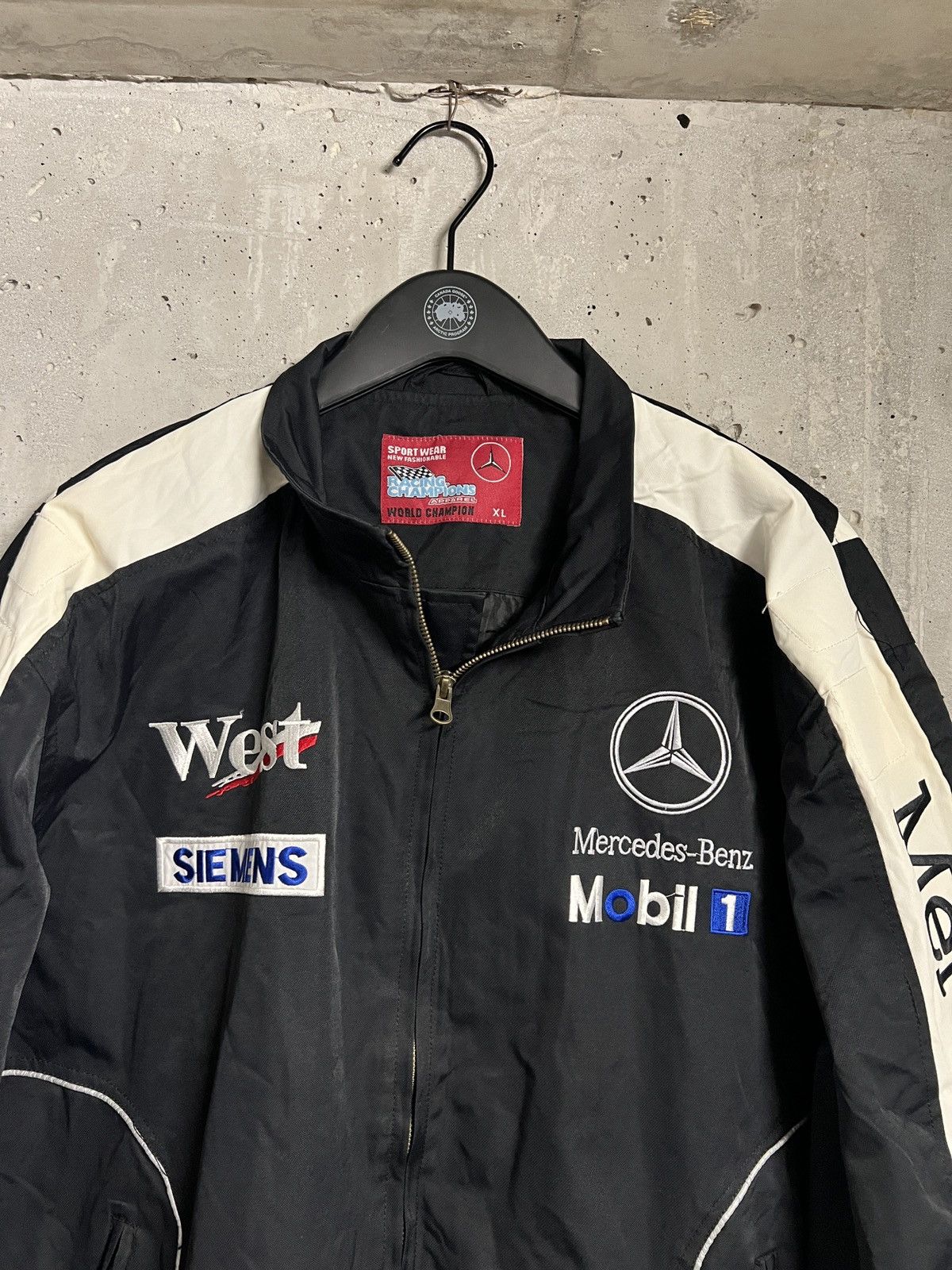 Hugo Boss × Mercedes-Benz Hugo Boss x Mercedes Benz x West x Siemens Racing Champions Size US XL / EU 56 / 4 - 4 Thumbnail