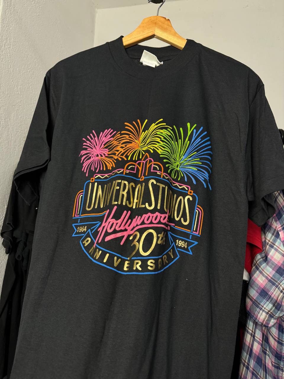 Vintage Vintage Universal Studios Hollywood T- Shirt White Cartoon Size US M / EU 48-50 / 2 - 4 Thumbnail