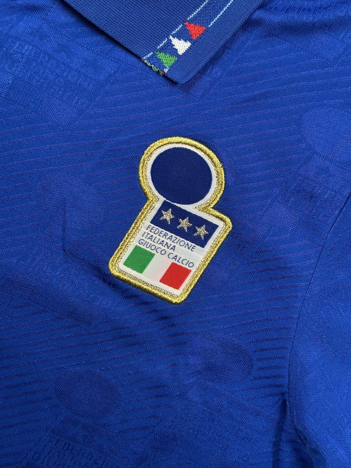 Diadora Vintage Roberto Baggio Italy 1994 World Cup Soccer Jersey Size US S / EU 44-46 / 1 - 7 Thumbnail