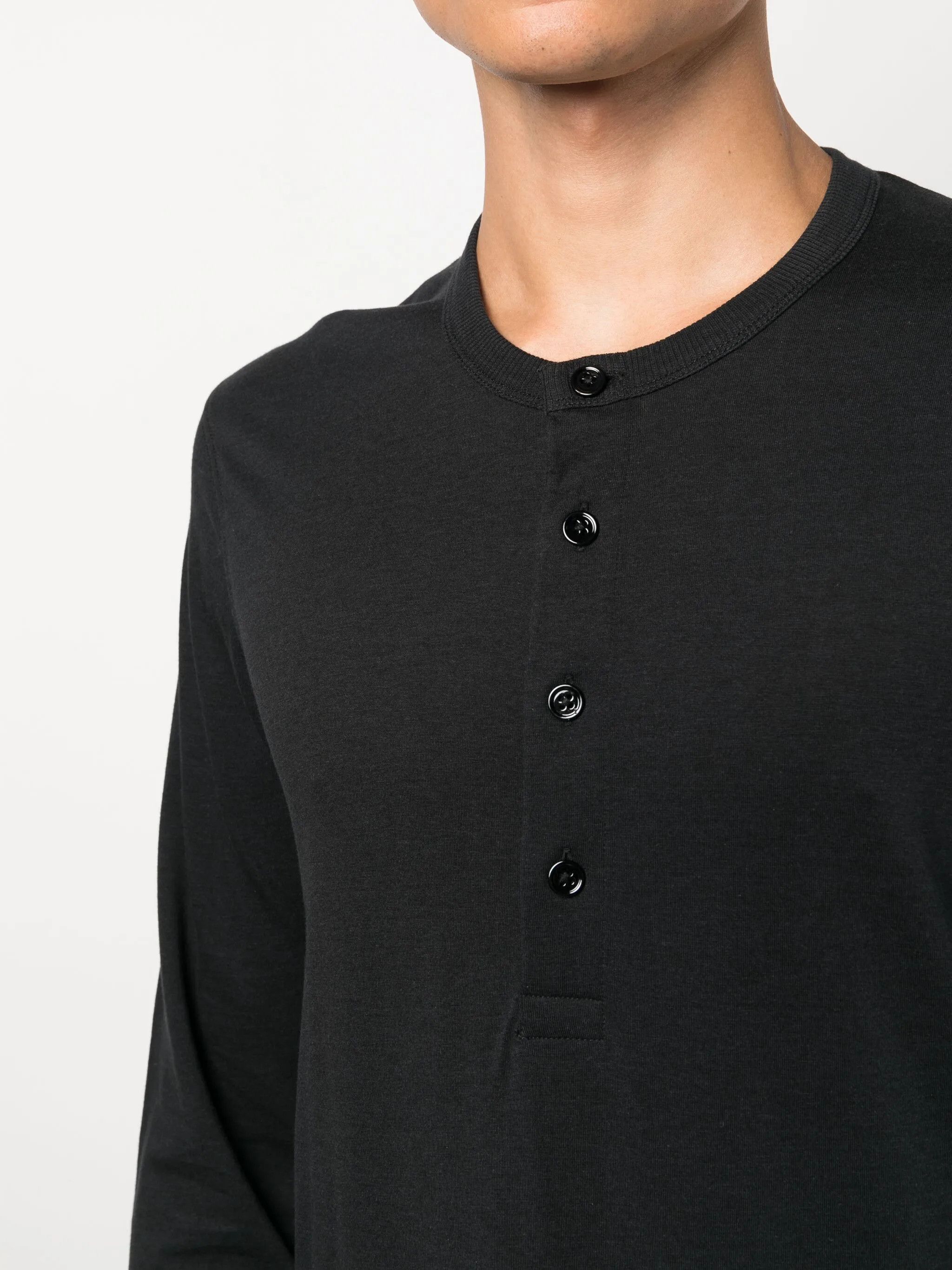 Tom Ford o1s22i1n0125 Silk Henley Neckline Pullover Sweater in Black Size US M / EU 48-50 / 2 - 5 Thumbnail