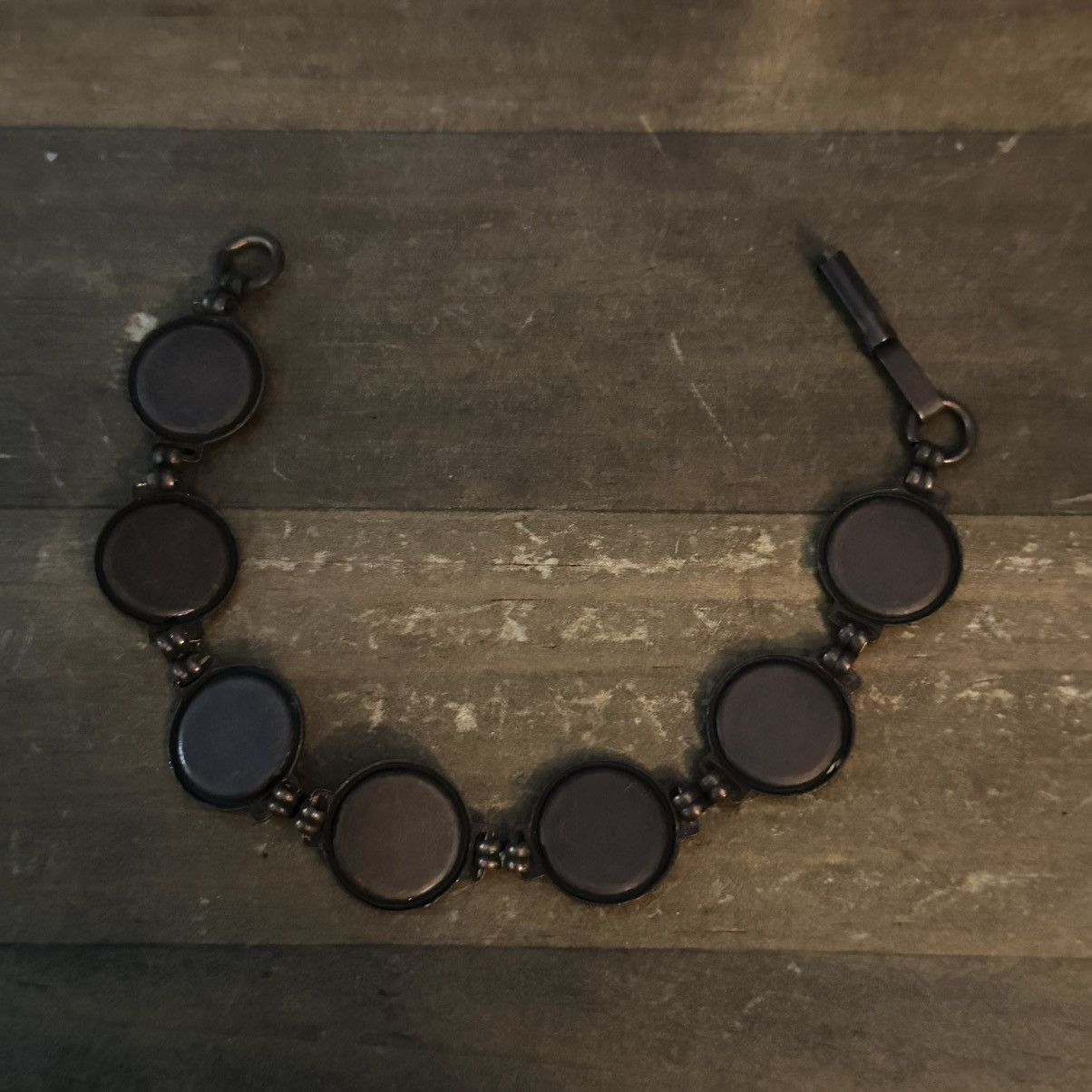 Vintage Vintage bronze tone enamel designed disc bracelet Size ONE SIZE - 5 Thumbnail