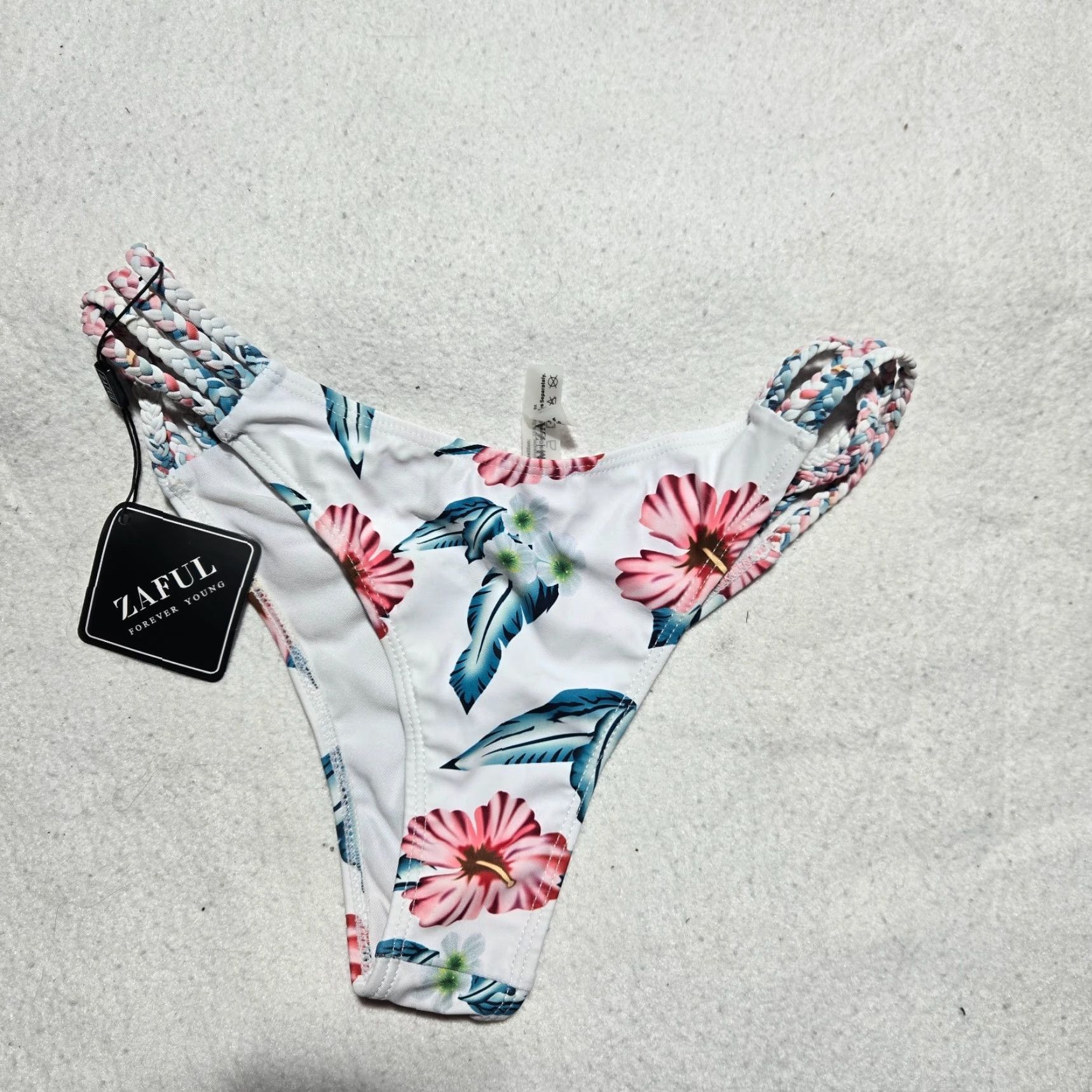 ZAFUL NEW Zaful White Floral Bikini Swim Bottom Women's 6 Adults Womens 2 Piece Flower 6 Bikini Bottoms Girls Mens Size 28" / US 6 / IT 42 - 4 Thumbnail