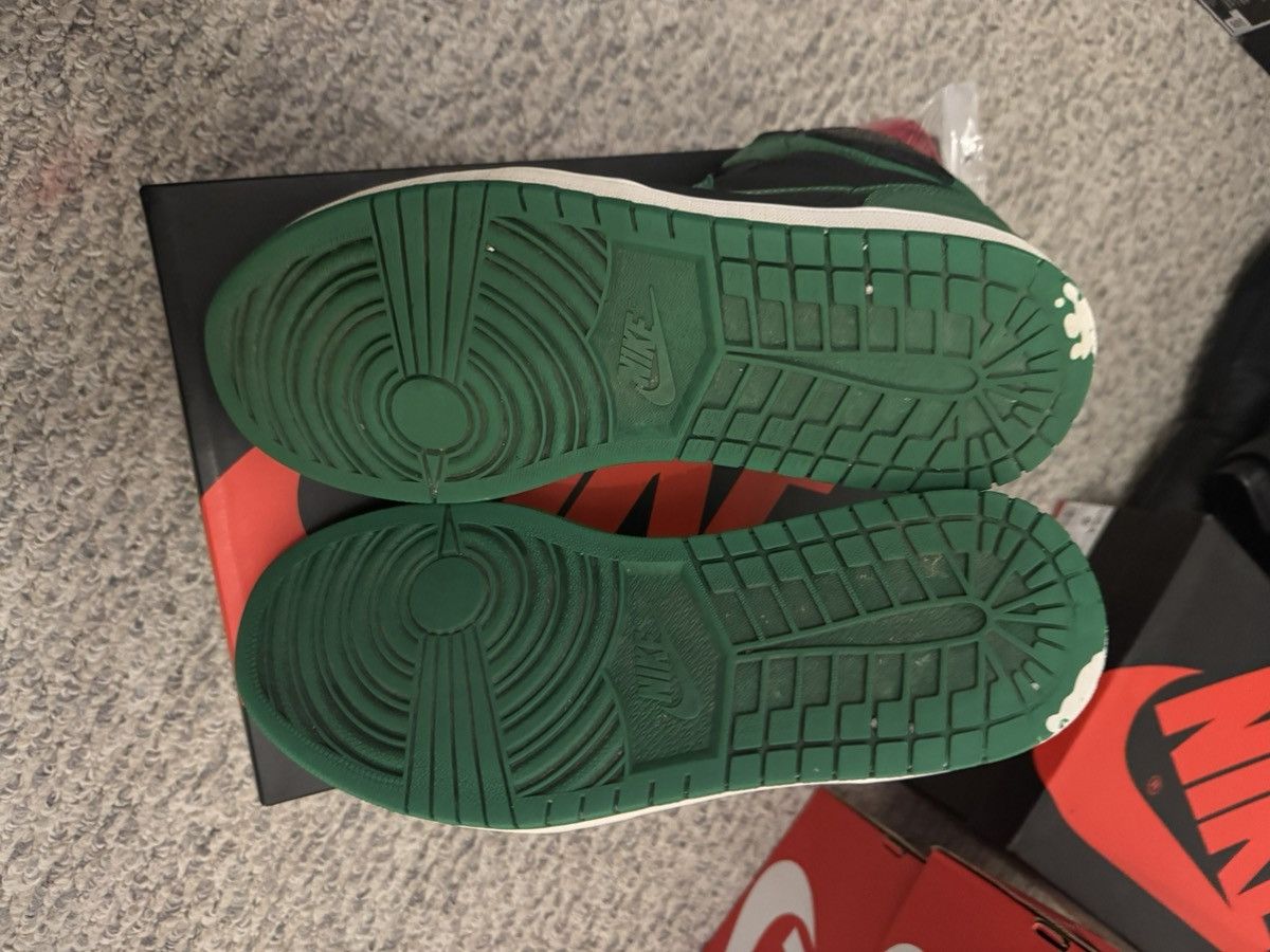 Jordan Brand × Nike Size 10 - Jordan 1 Retro High OG Pine Green 2.0 555088-030 Size US 10 / EU 43 - 5 Thumbnail