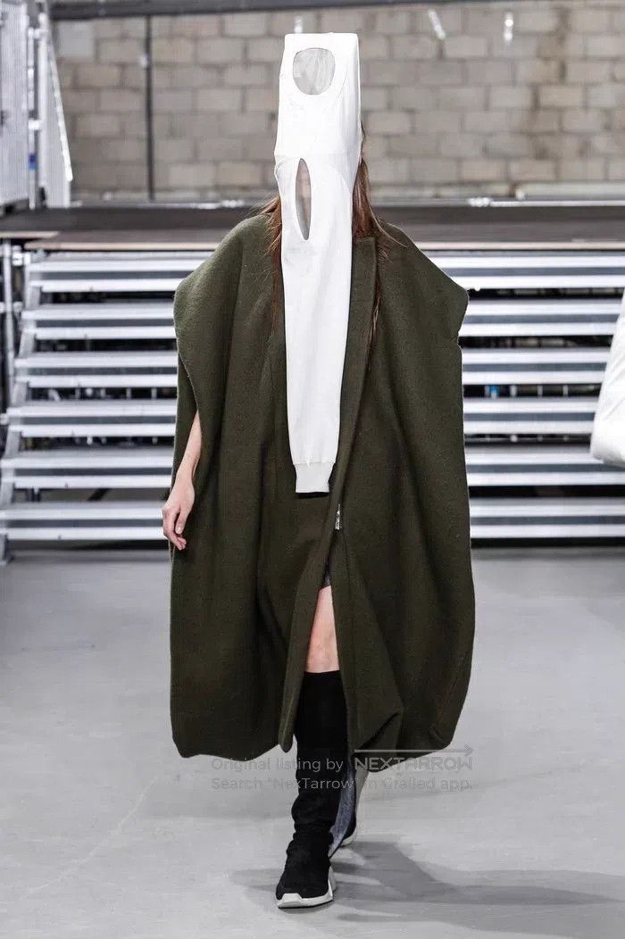 Rick Owens Rick Owens 17 FW mainline womenswear wide profile wool sle Size XS / US 0-2 / IT 36-38 - 9 Thumbnail