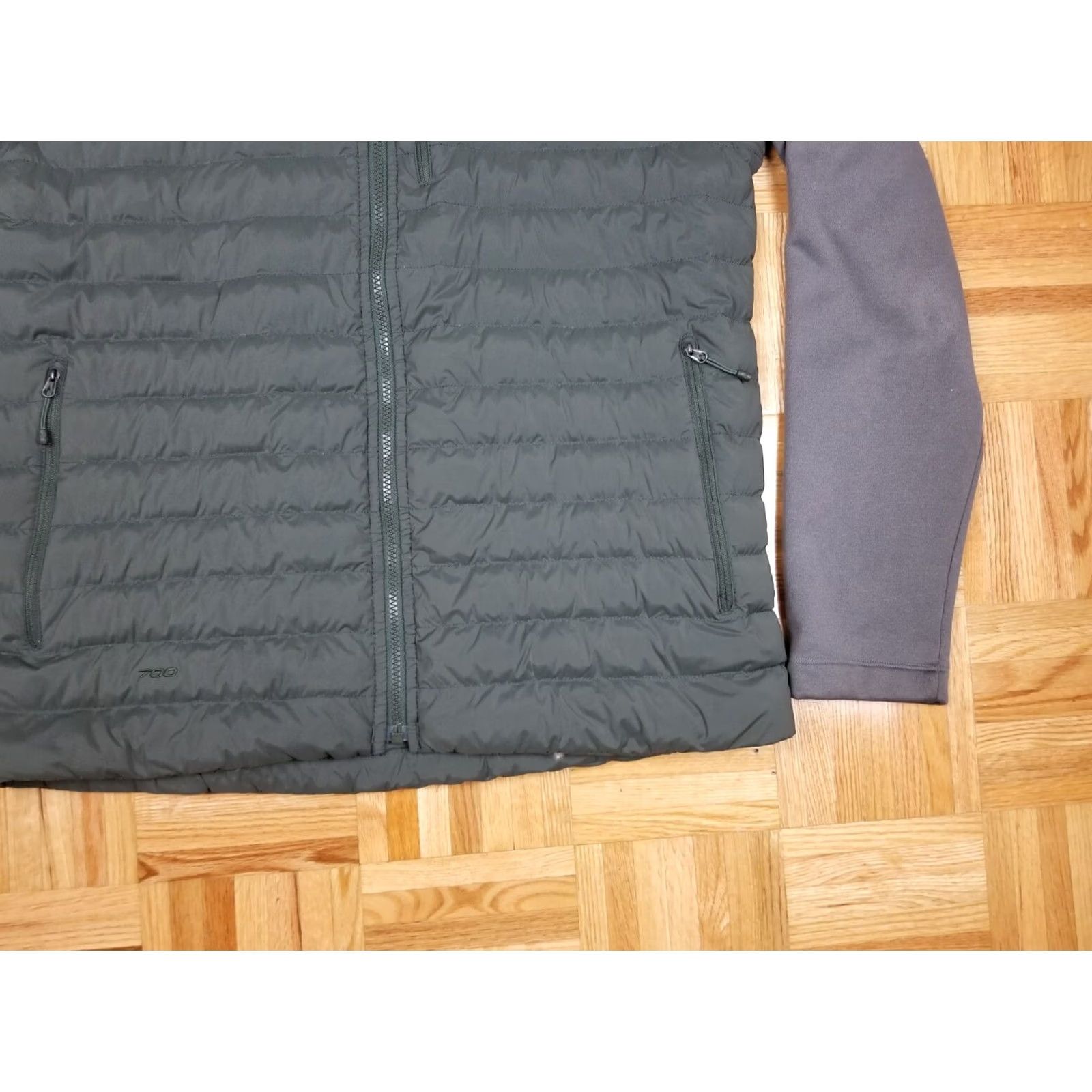 The North Face VINTAGE The North Face 700 Goose Down Hooded Jacket MENS Large Gray Size US L / EU 52-54 / 3 - 5 Thumbnail