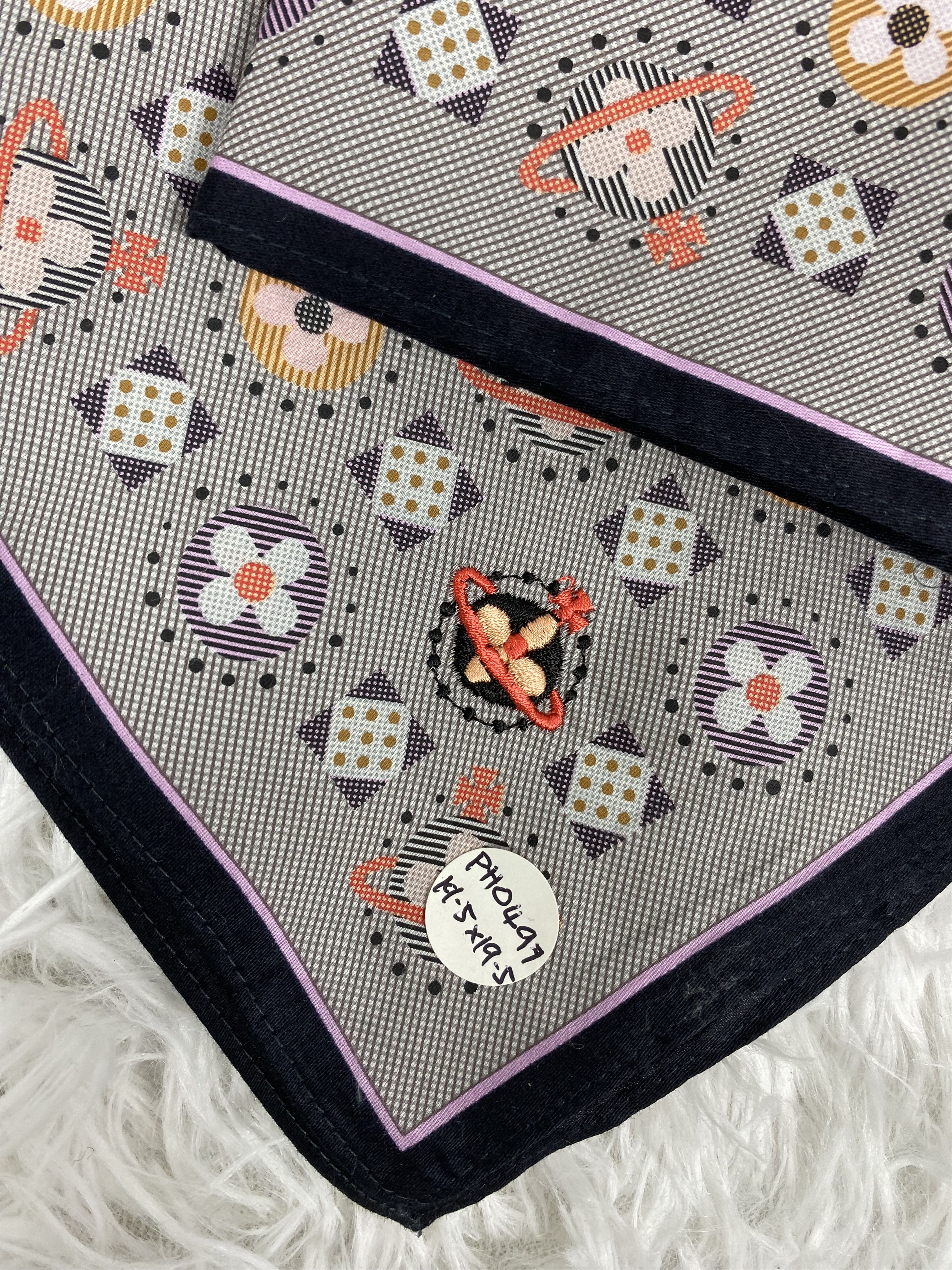 Vintage Vintage Vivienne Westwood Handkerchief Neckerchief PH0497 Size ONE SIZE - 2 Thumbnail