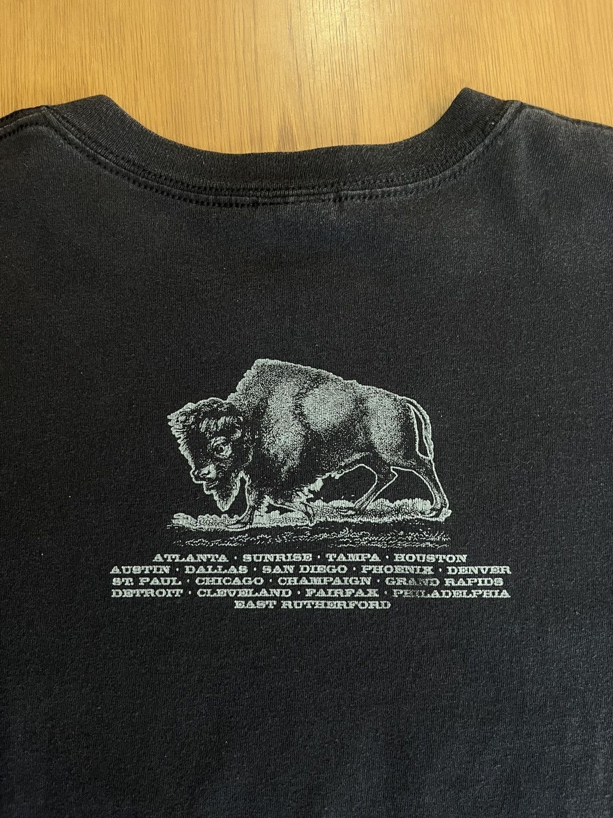Band Tees Vintage FOO FIGHTERS In Your Honor 2005’s Tshirt Size US M / EU 48-50 / 2 - 9 Thumbnail