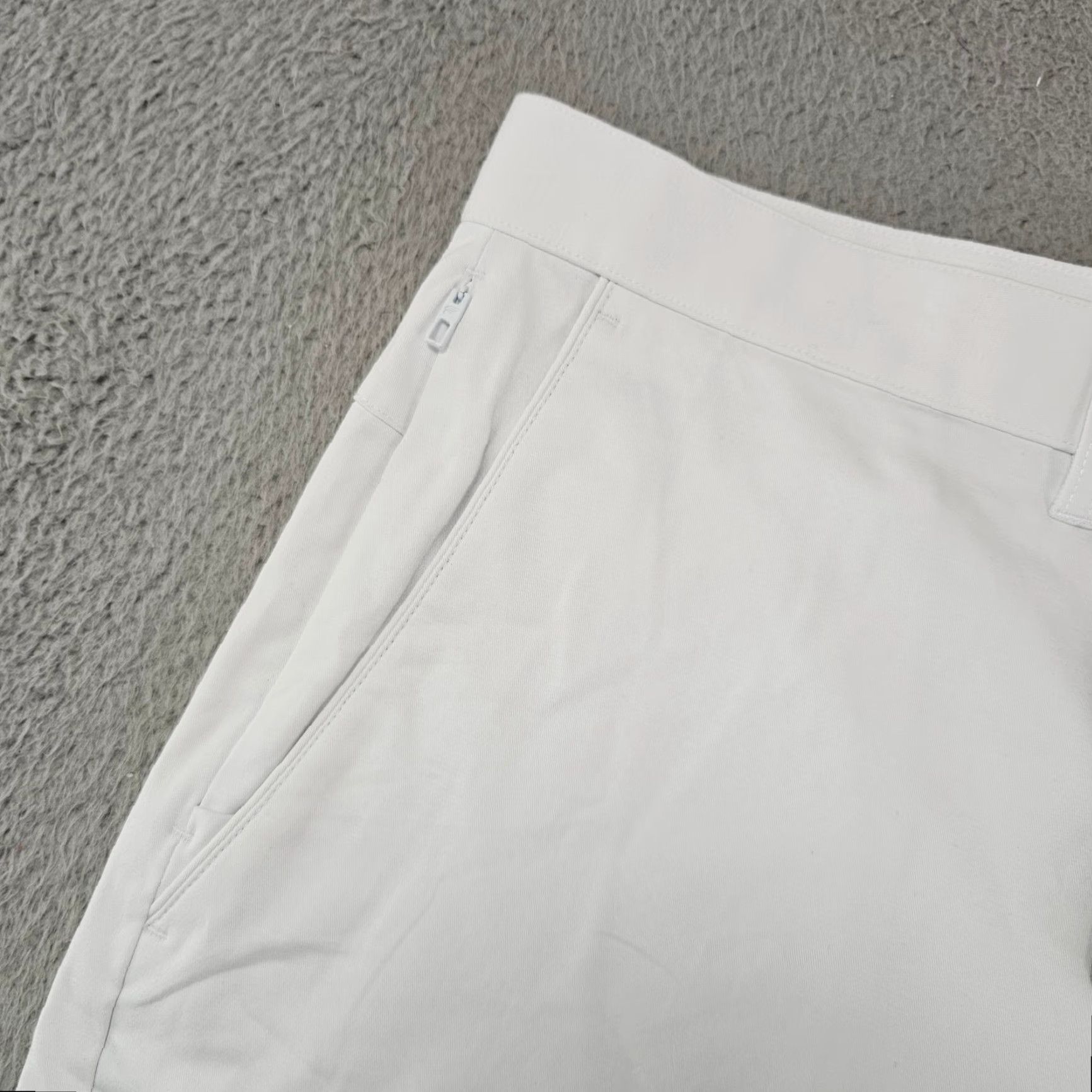 Fabletics Fabletics Mens 42 White Classic Fit Chino Shorts Casual NWT Zip Pocket 8in Inseam Size US 42 / EU 58 - 3 Thumbnail