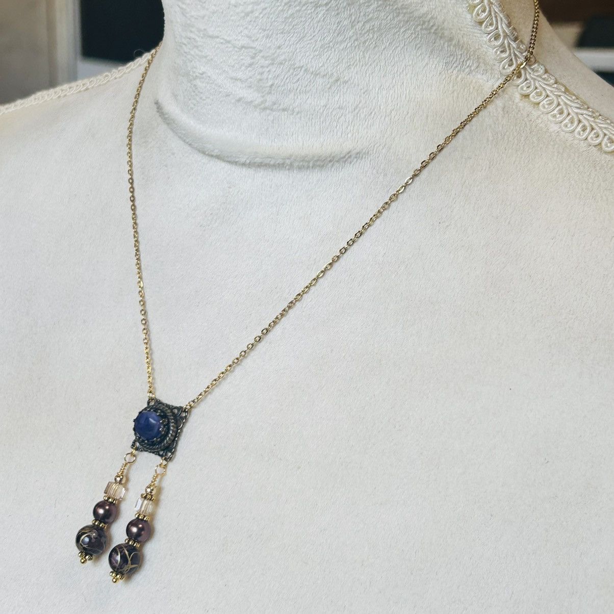 Handmade Handcrafted elegant vintage dogtooth glass necklace set Size ONE SIZE - 6 Thumbnail