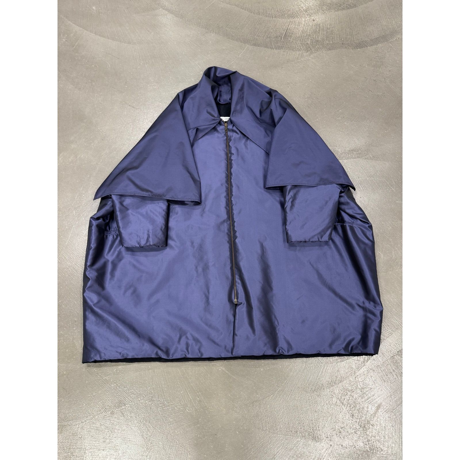 Dolce & Gabbana A/W 1991 Dolce & Gabbana iridescent oversized coat Size ONE SIZE - 11 Thumbnail