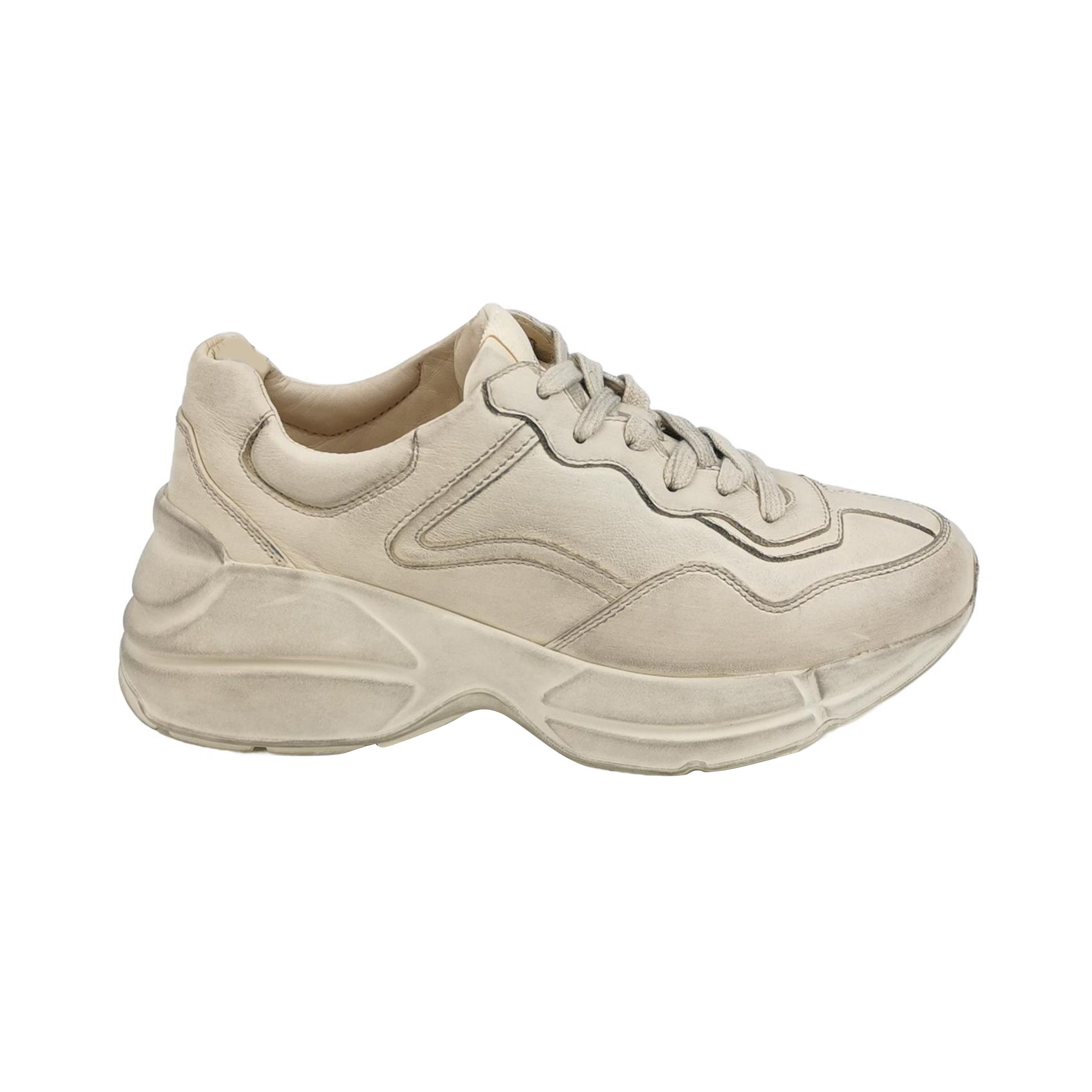 Gucci Gucci Women 5 Lowtop Sneakers Size US 5 / IT 35 - 1 Thumbnail
