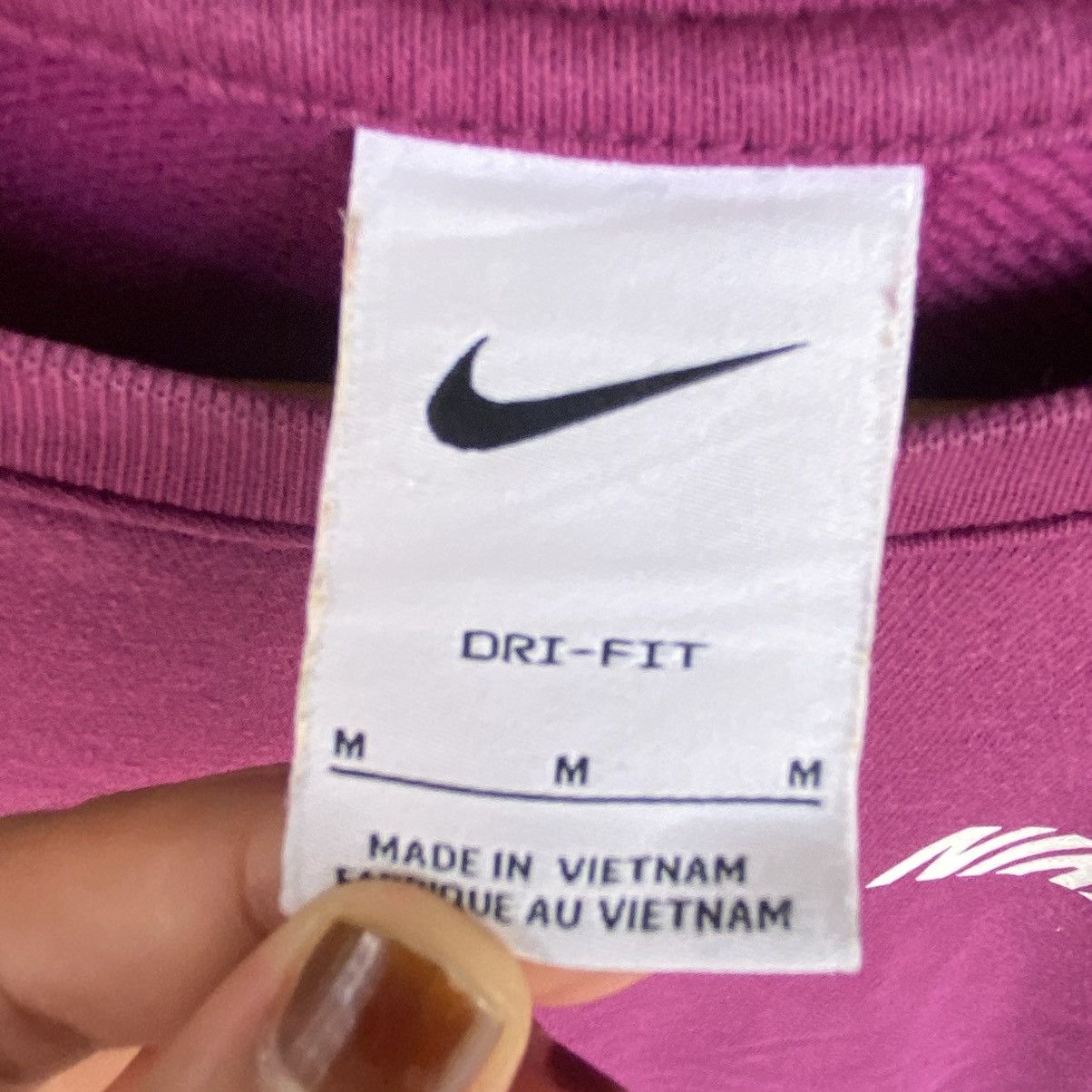 Other Vintage Nike Small Embroidered Crewneck Sweatshirt Purple Size US M / EU 48-50 / 2 - 6 Thumbnail