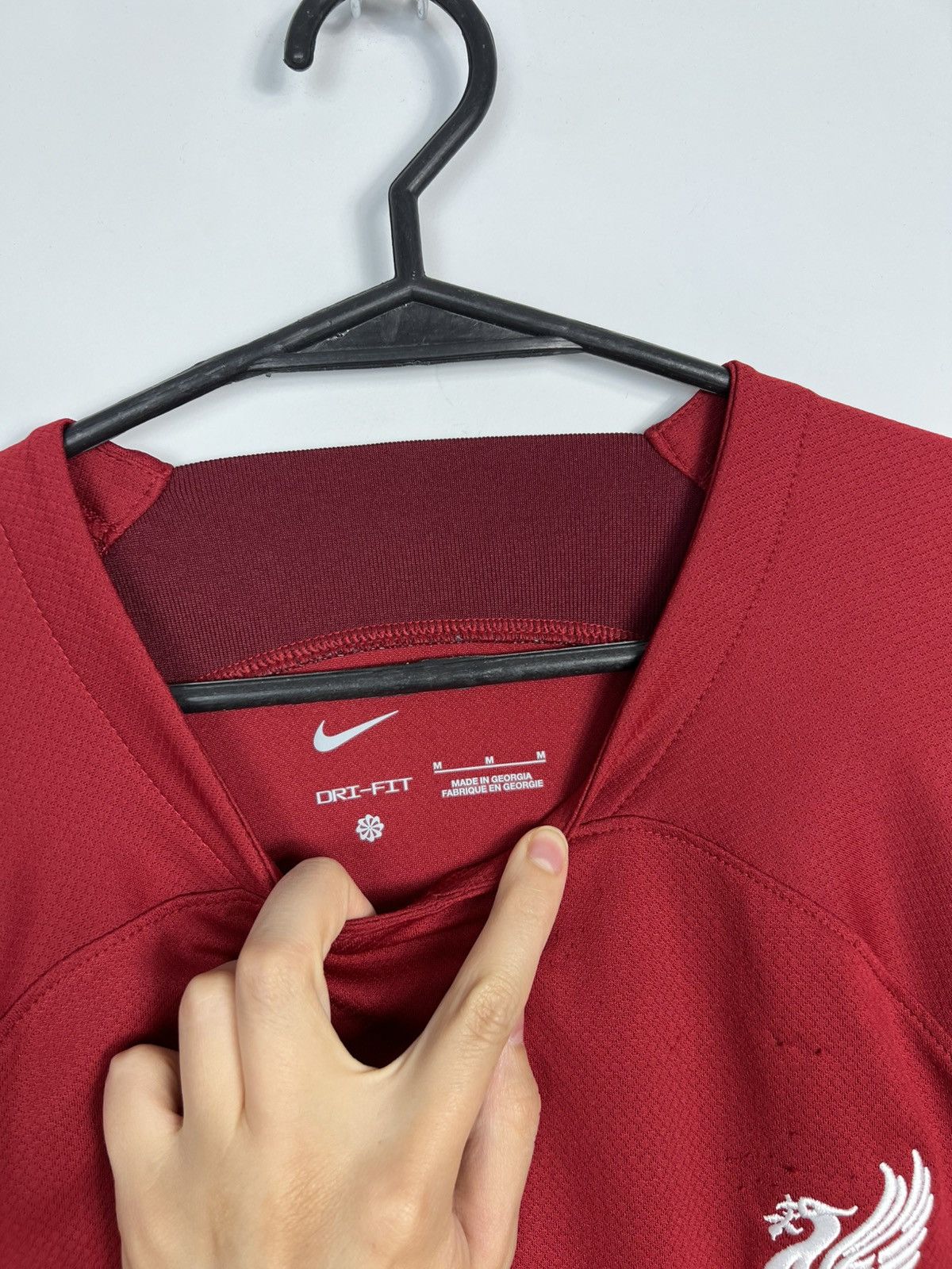 Nike Soccer Jersey Nike Liverpool 2022/2023 Size US M / EU 48-50 / 2 - 4 Thumbnail