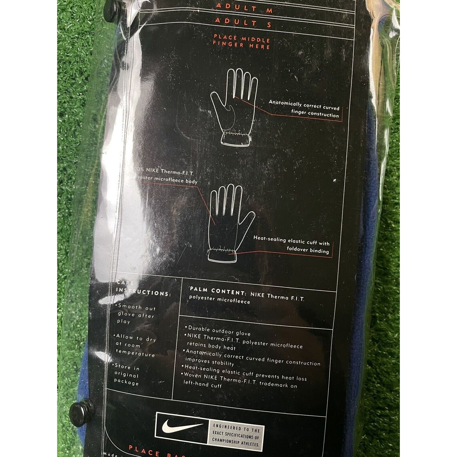 Nike NWT Vintage 90s Nike ACG Therma Fit Fleece Hand Gloves Blue Size ONE SIZE - 3 Thumbnail