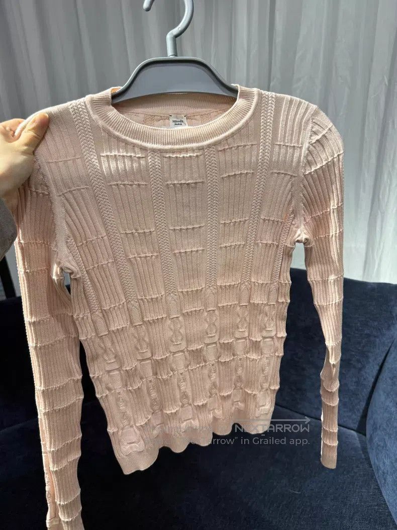 Hermes Hermes 25SS Silk Knit Long Sleeve - Silk Size XS / US 0-2 / IT 36-38 - 1 Thumbnail