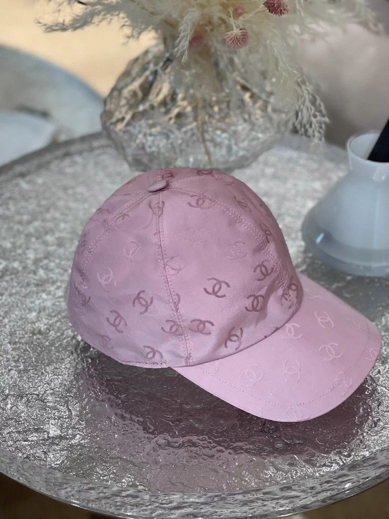Chanel Chanel 26c pink logo silk baseball cap Size ONE SIZE - 3 Thumbnail