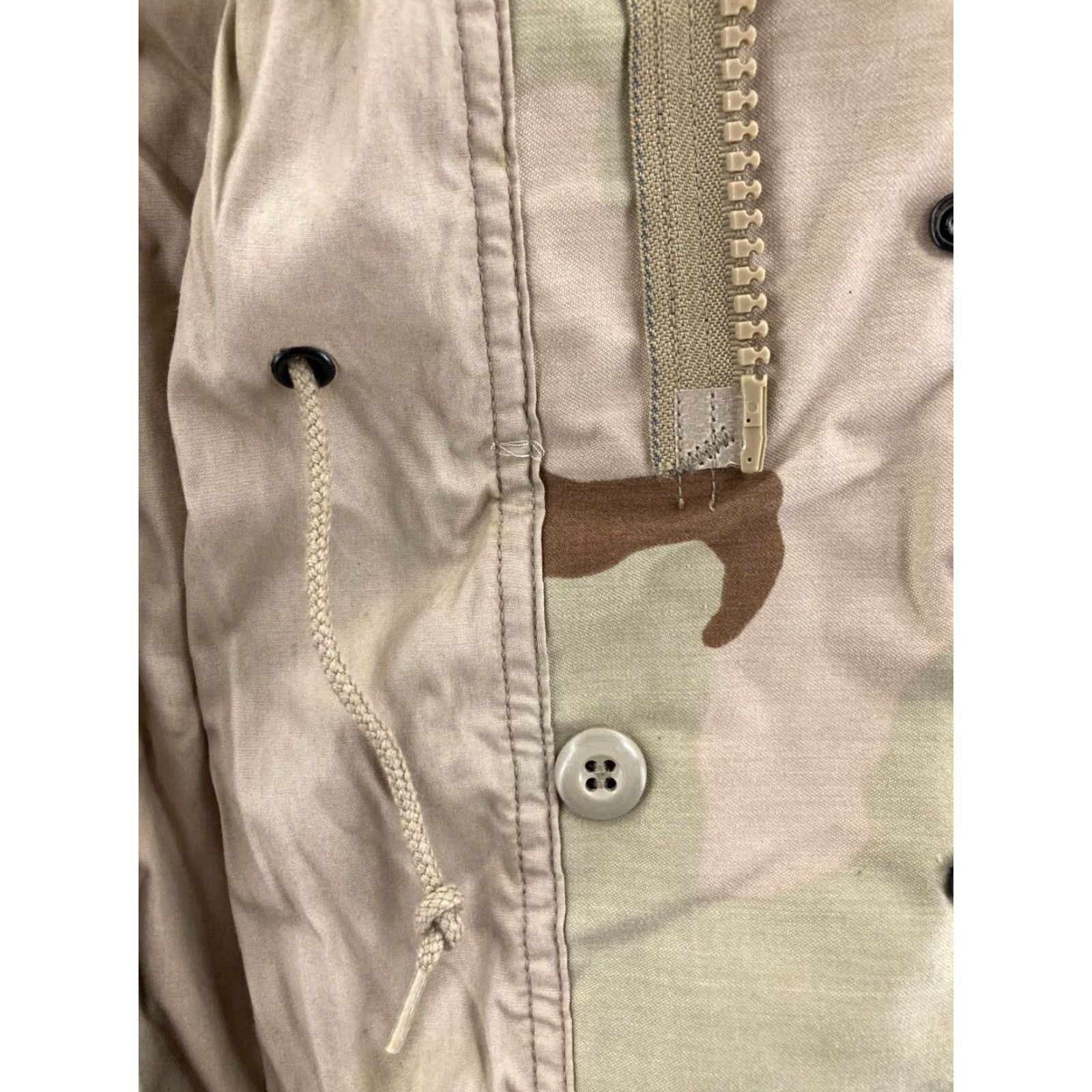 Vintage Military Coat Mens M Camouflage Desert Cotton Blend Lining Cotton Button Front Jacket Size US M / EU 48-50 / 2 - 4 Thumbnail