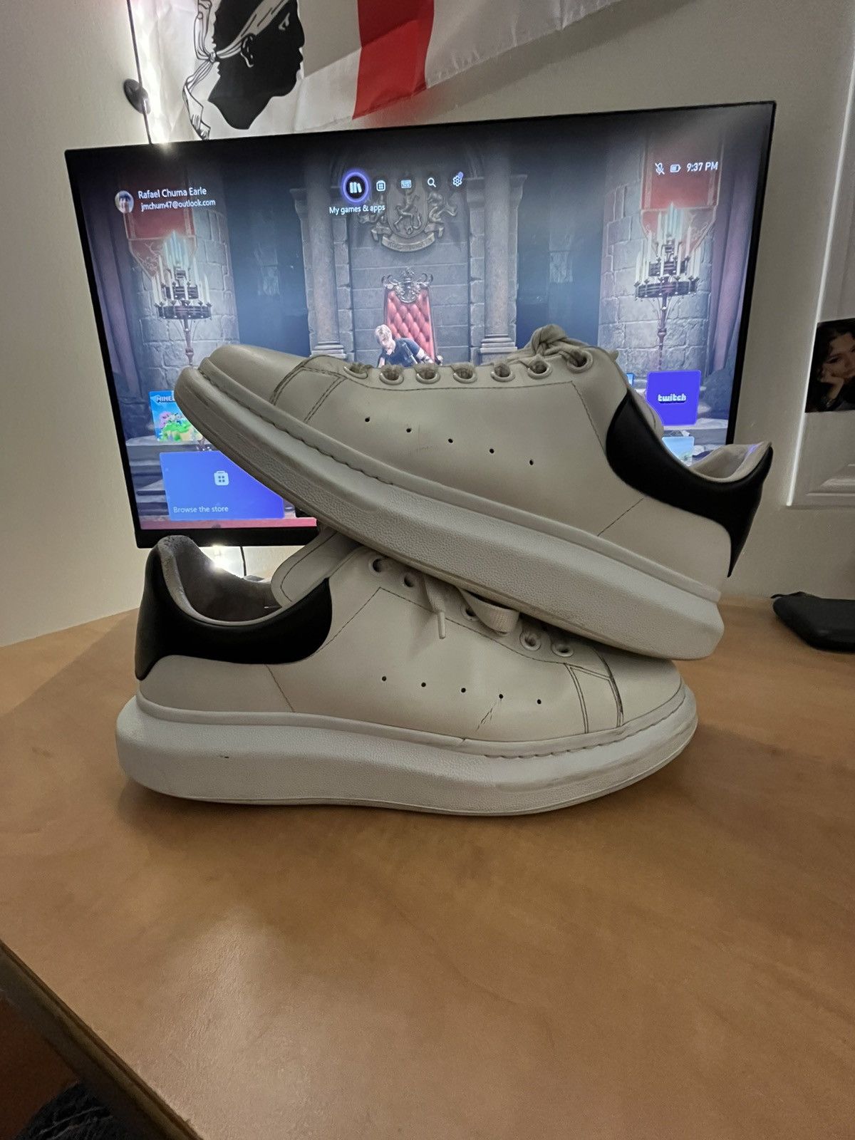 Alexander McQueen Alexander McQueen Oversized Sneaker