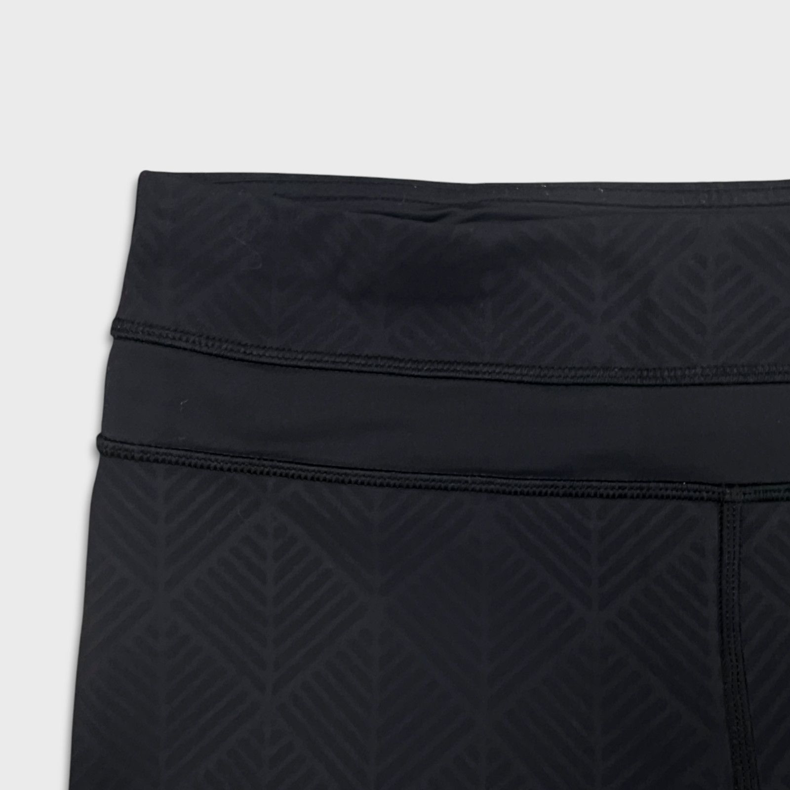 Lululemon Lululemon Run Inspire Crop II Athletic Sports Yoga Leggings Size 28" / US 6 / IT 42 - 3 Thumbnail
