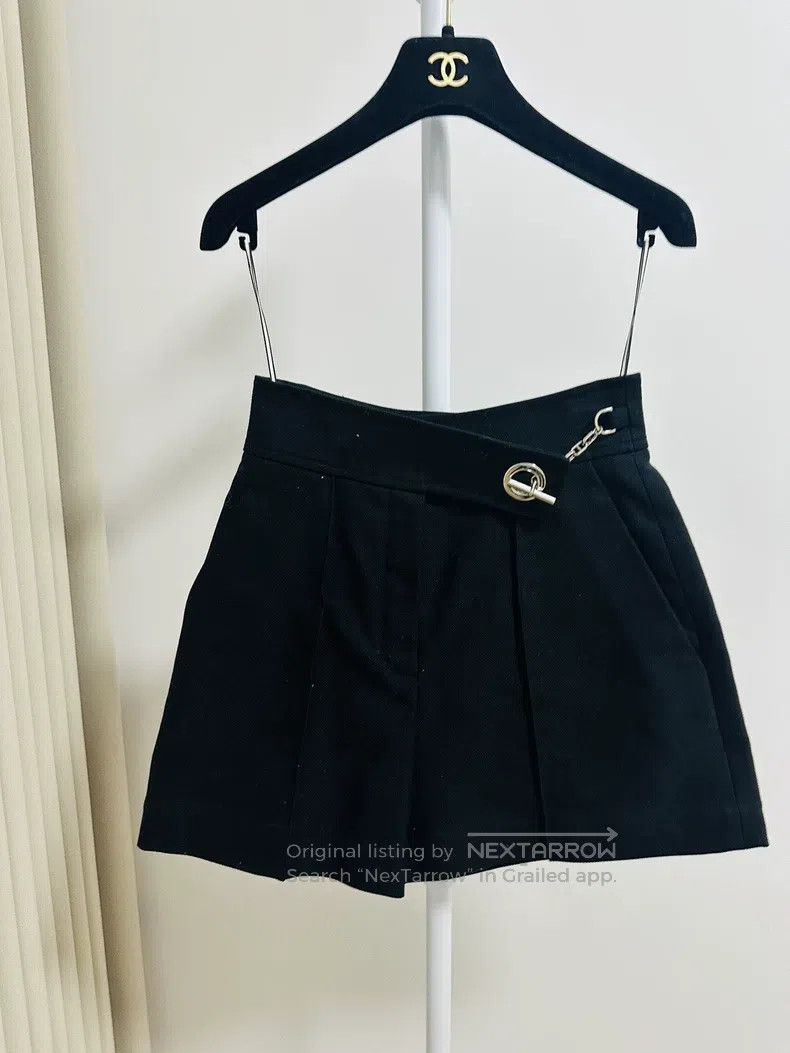 Hermes Hermes Black Pig Nose Chain Shorts Size 42" / US 20 - 1 Thumbnail