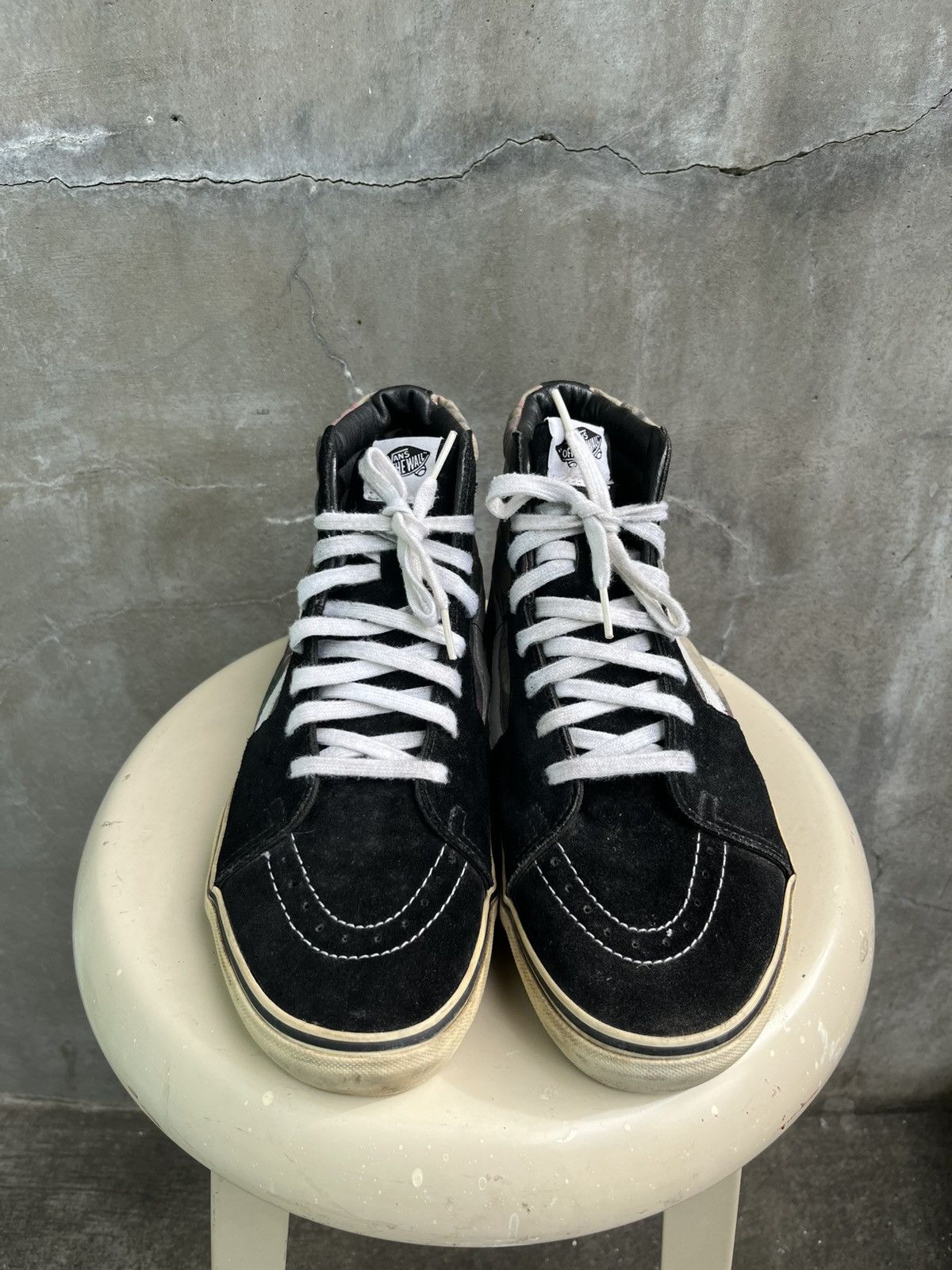 Supreme × Vans Power Corruption Lies Sk8 Hi Size US 10 / EU 43 - 2 Thumbnail