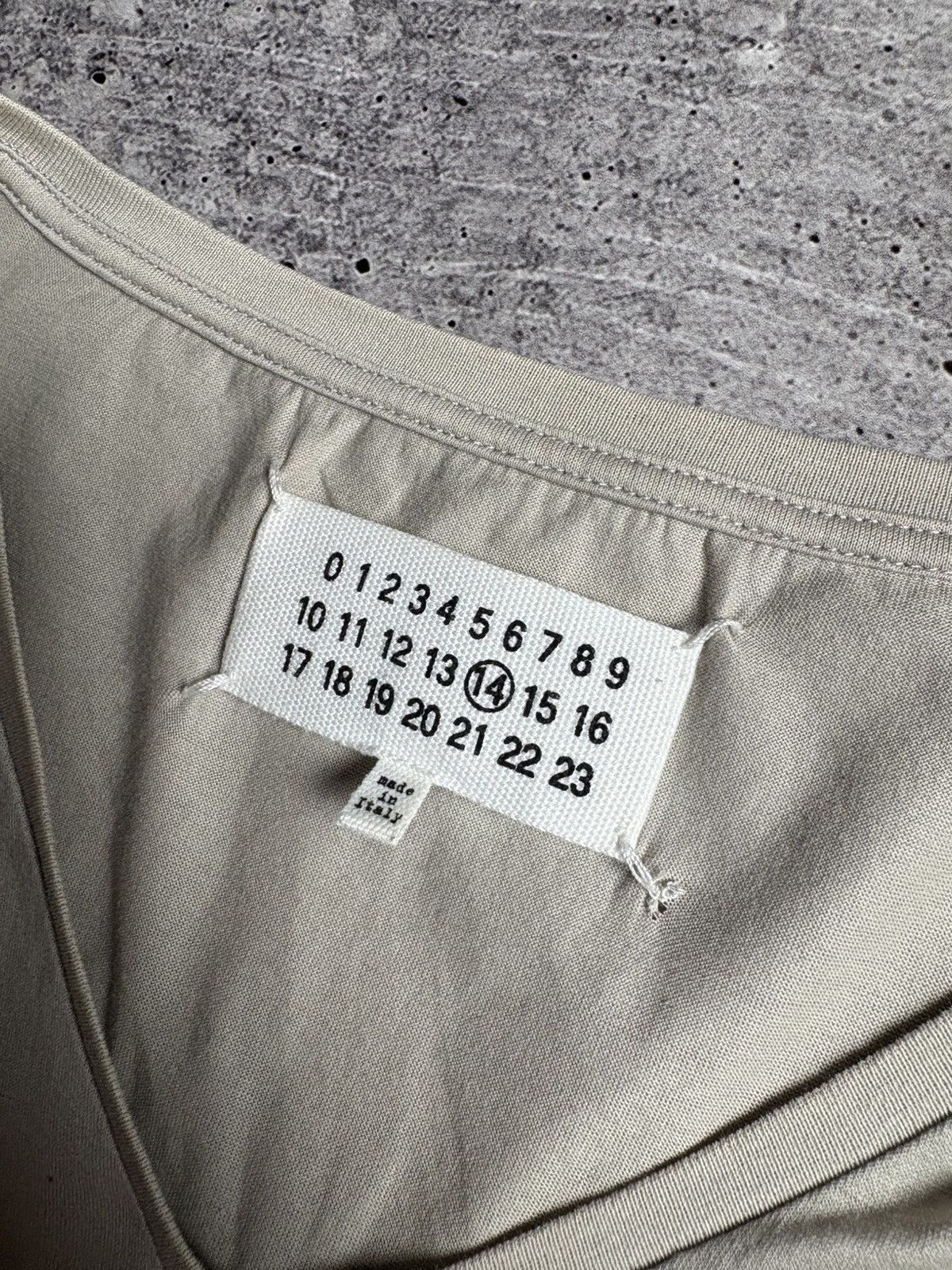 Maison Margiela Maison Martin Margiela Luxury Tshirt Size US M / EU 48-50 / 2 - 6 Thumbnail