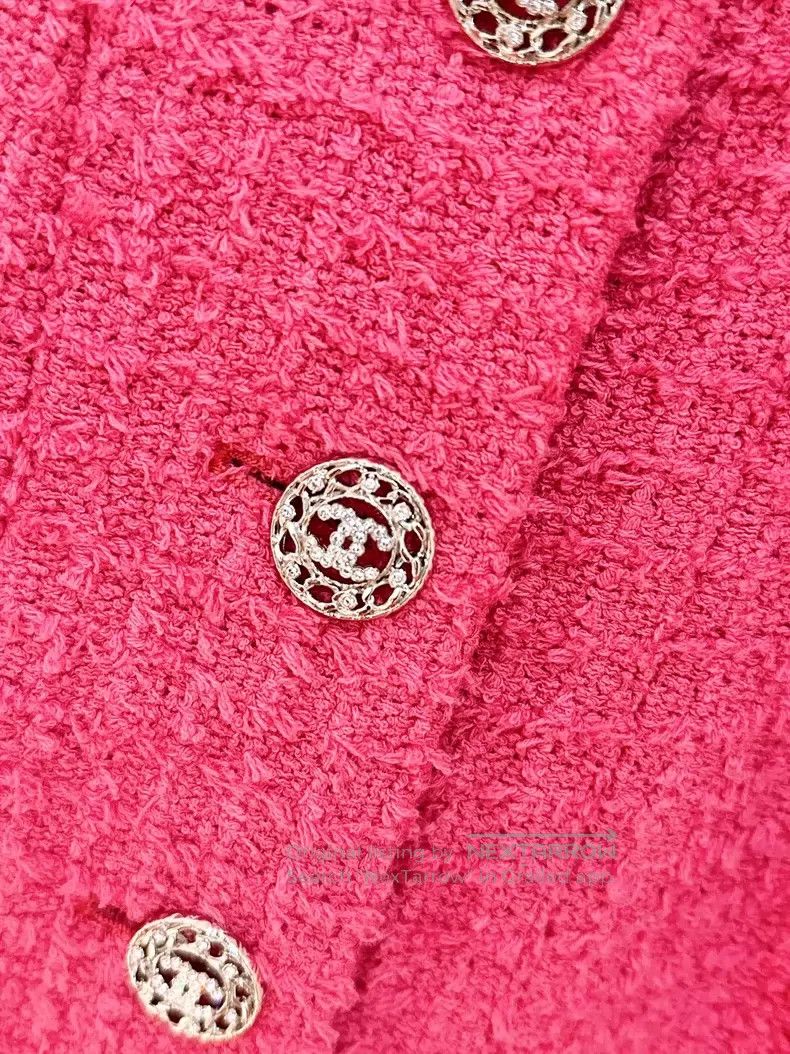 Chanel Chanel Rose-red diamond-buttoned vest jacket Size XS / US 0-2 / IT 36-38 - 5 Thumbnail