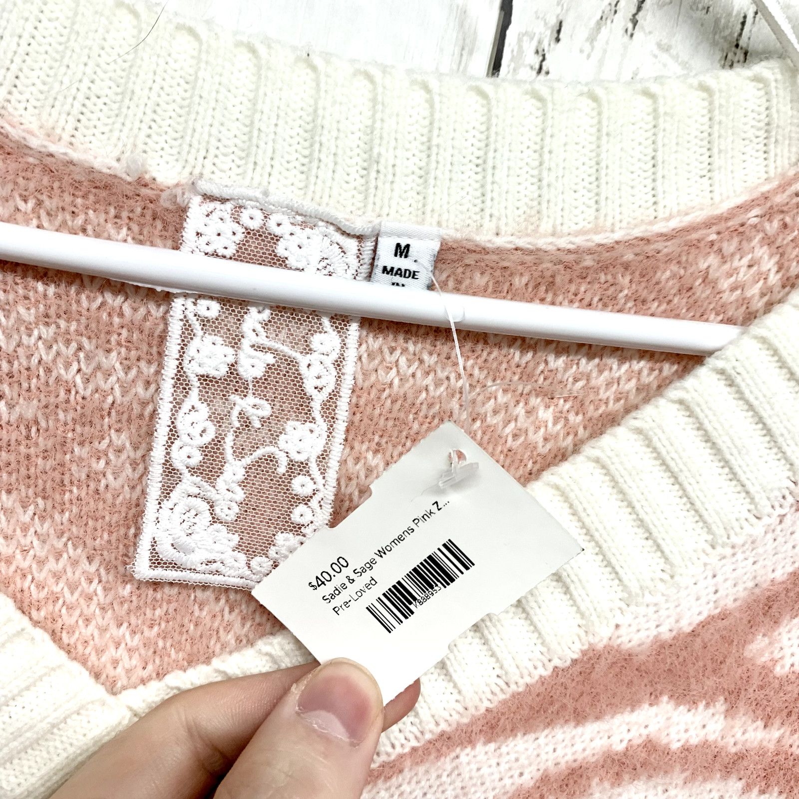 Other Sadie and Sage Medium One Reason Zebra Print Sweater V-Neck Size M / US 6-8 / IT 42-44 - 2 Thumbnail