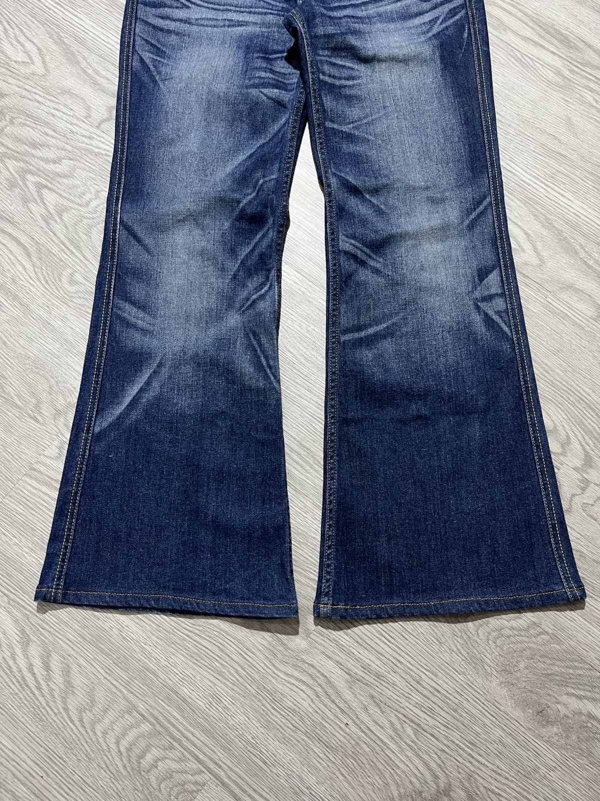 Japanese Brand Vintage Levis Buckleback Bootcut Clawmark Flared Jeans Pants Size US 30 / EU 46 - 5 Thumbnail