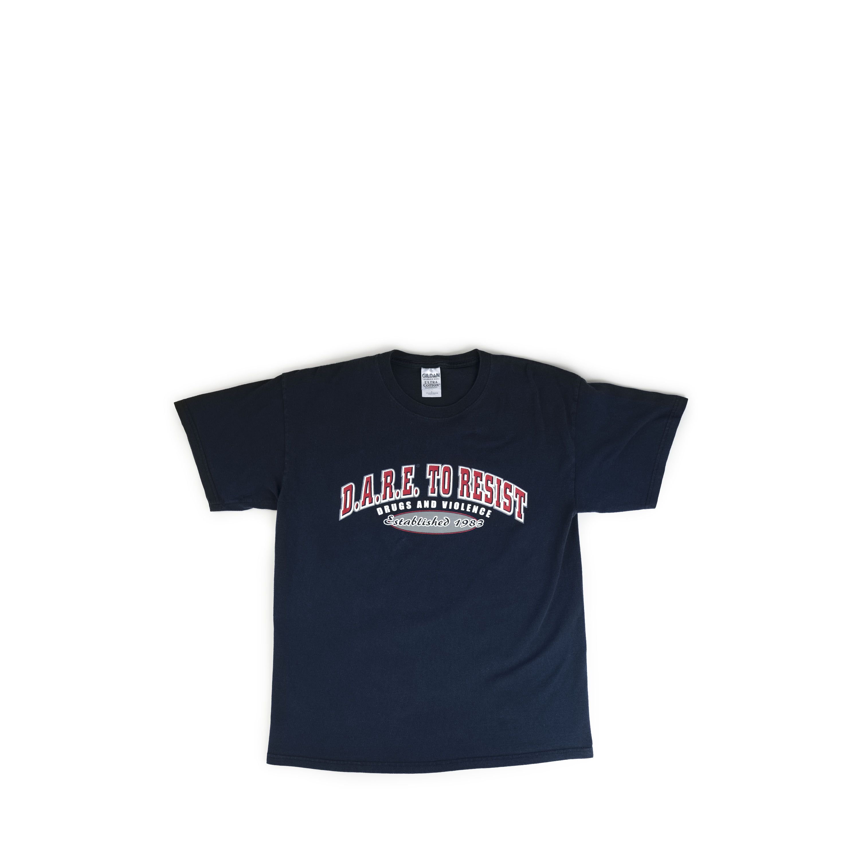 Vintage Vintage 2000's Dare To Resist Drugs Navy Tee Shirt Size US L / EU 52-54 / 3 - 1 Thumbnail