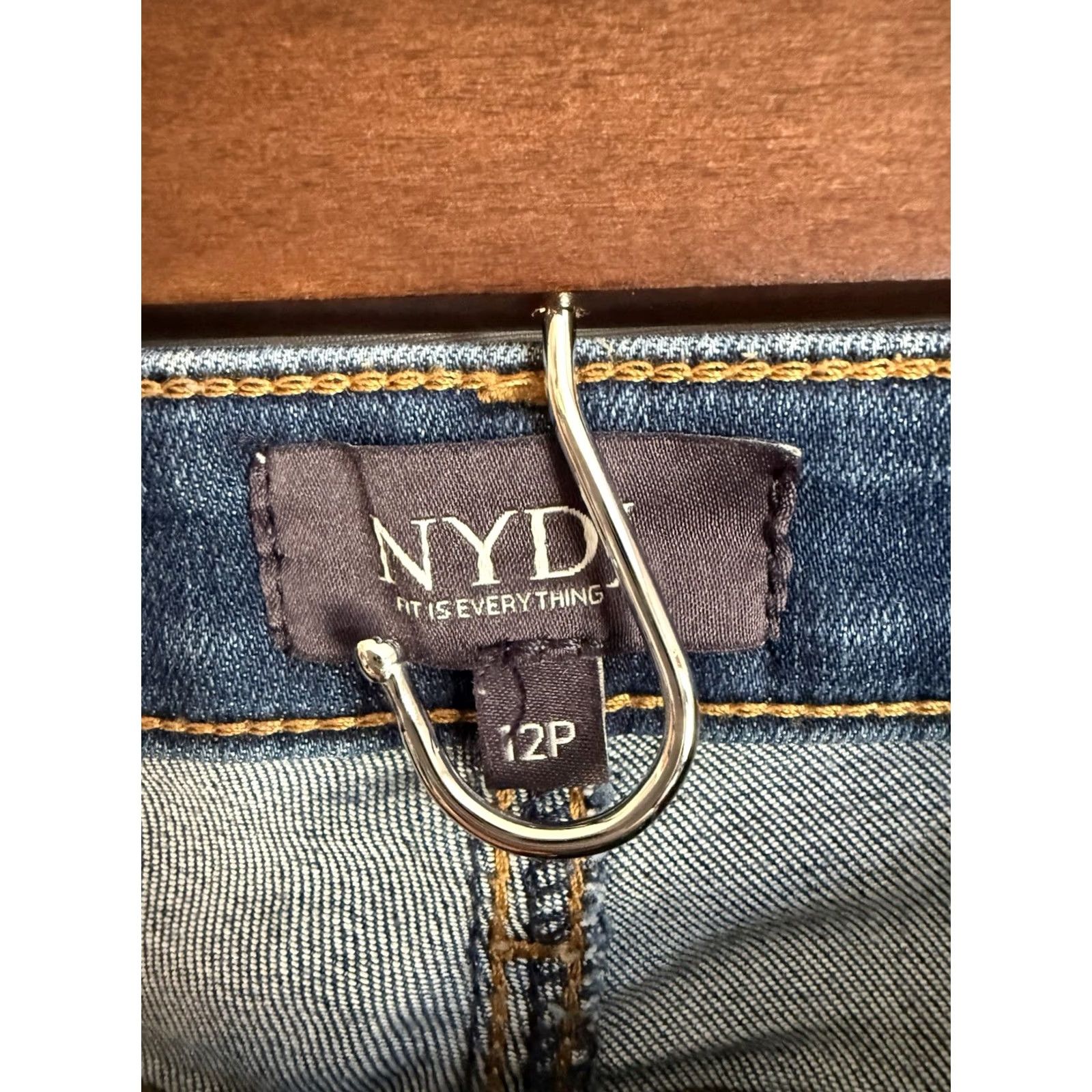 NYDJ VINTAGE NYDJ Jeans? Size ONE SIZE - 3 Thumbnail