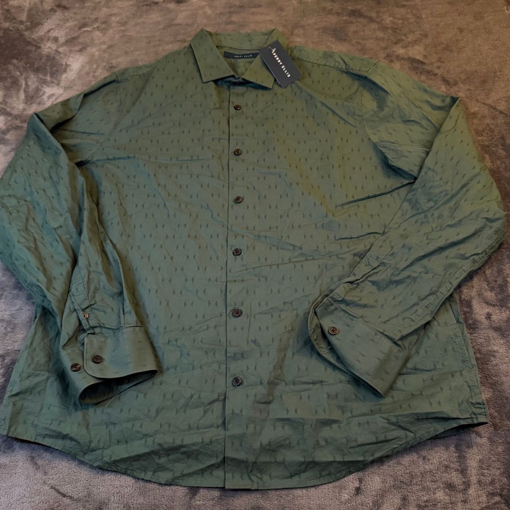 Perry Ellis Perry Ellis Untucked Shirt Button-Up Mens XL Green Geometric Textured Shortlisted Untucked Length Casual Business Casual NWT Size US XL / EU 56 / 4 - 3 Thumbnail