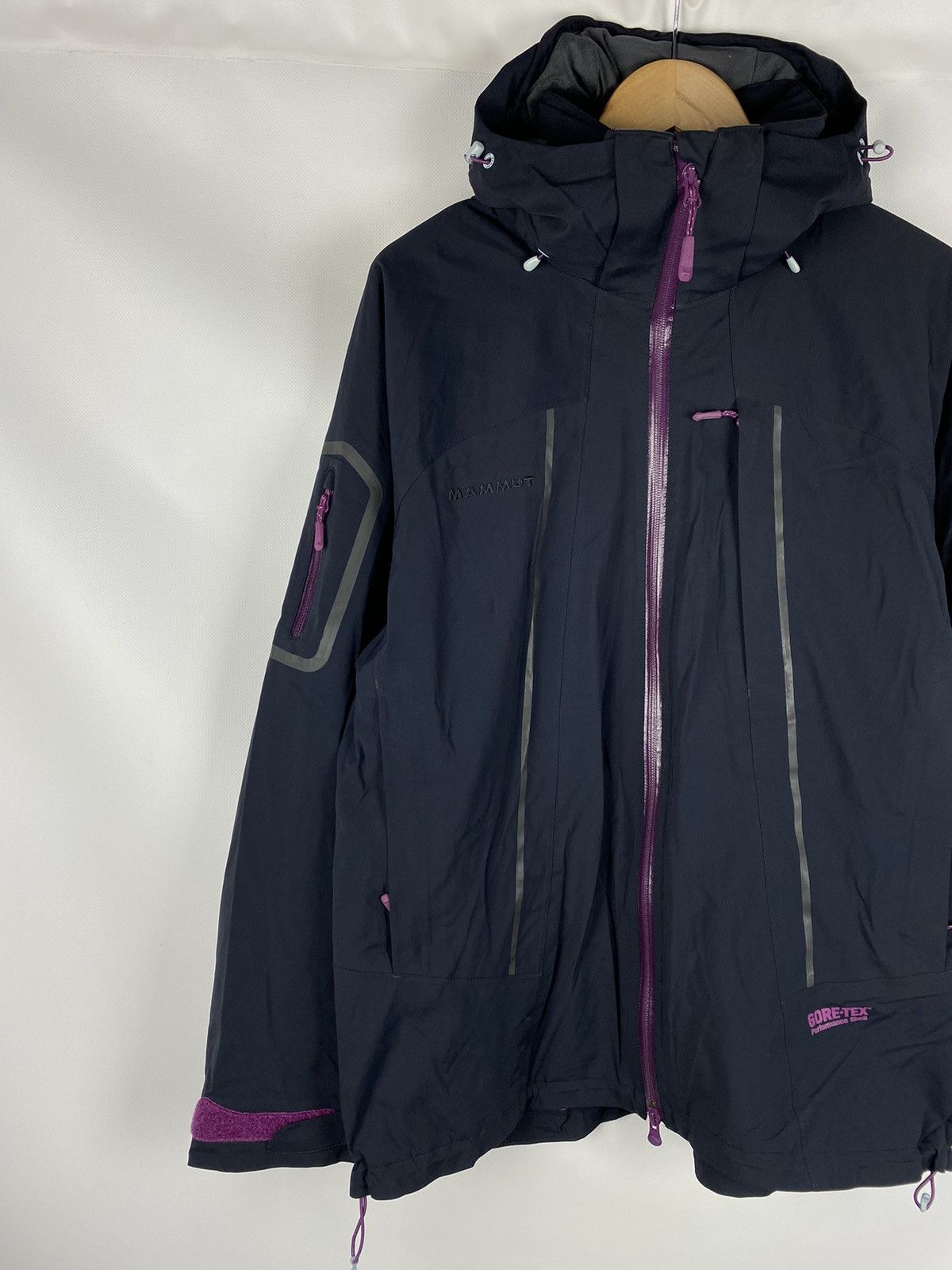 Mammut Mammut Gore Tex Performance Shell hiking hooded jacket Size XL / US 12-14 / IT 48-50 - 2 Thumbnail